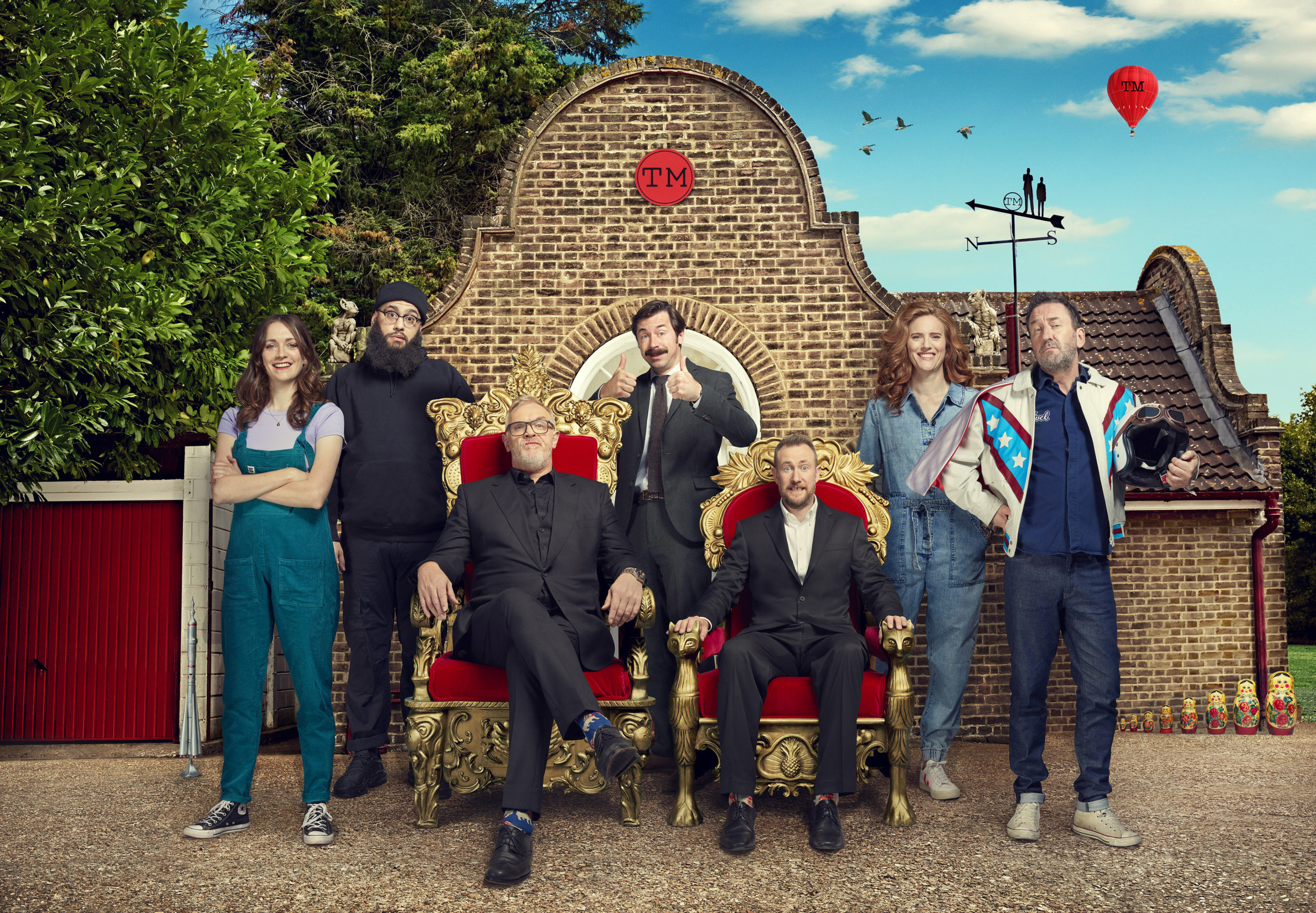 Charlotte Ritchie, Jamali Maddix, Greg Davies, Mike Wozniak, Alex Horne, Sarah Kendall and Lee Mack take part in Taskmaster series 11 (Credit: Channel 4)