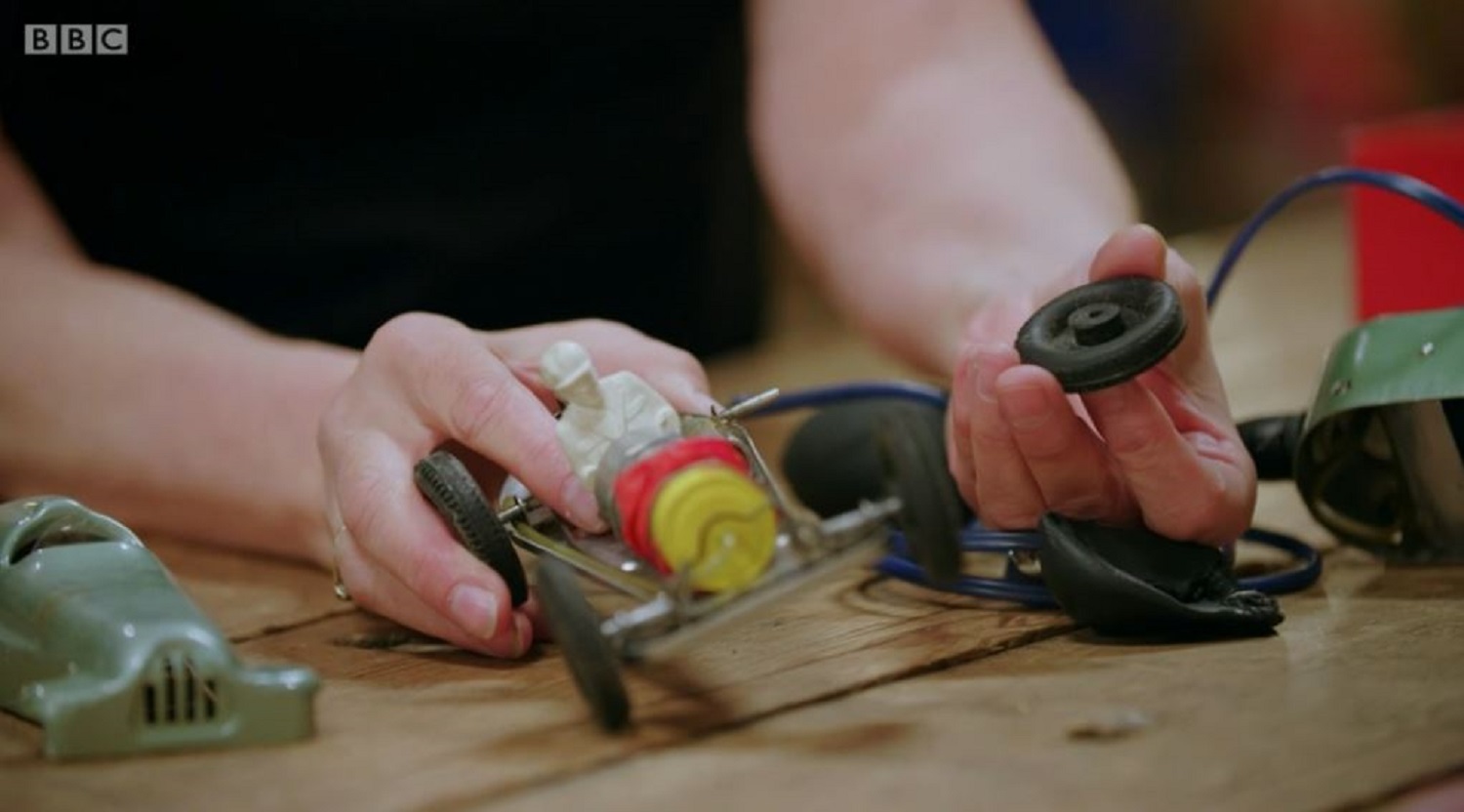 Repair Shop car Viewers in tears as Pam fulfils promise to late dad