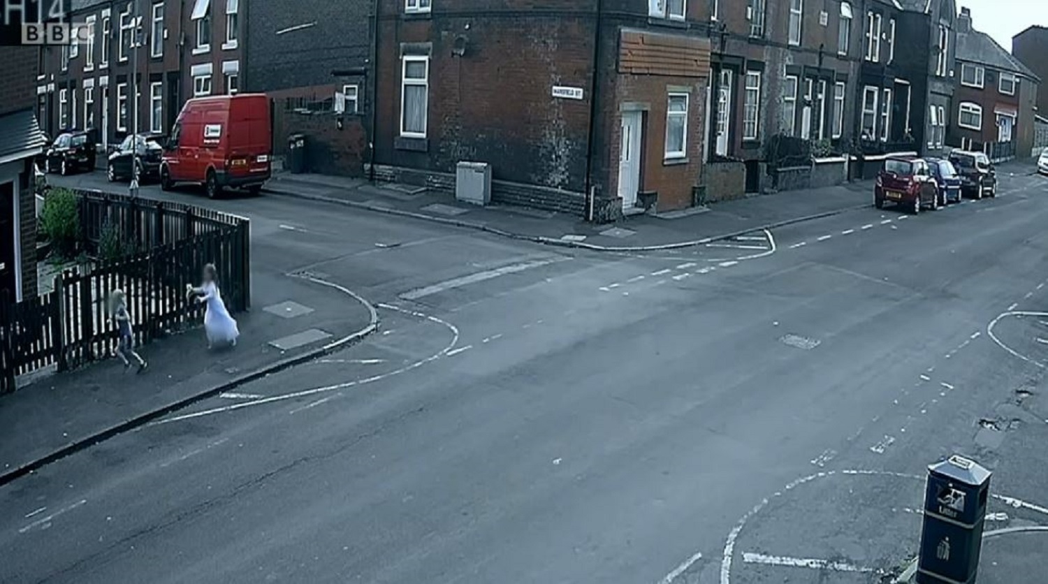 Graham's children playing in CCTV footage on detectives, bbc two