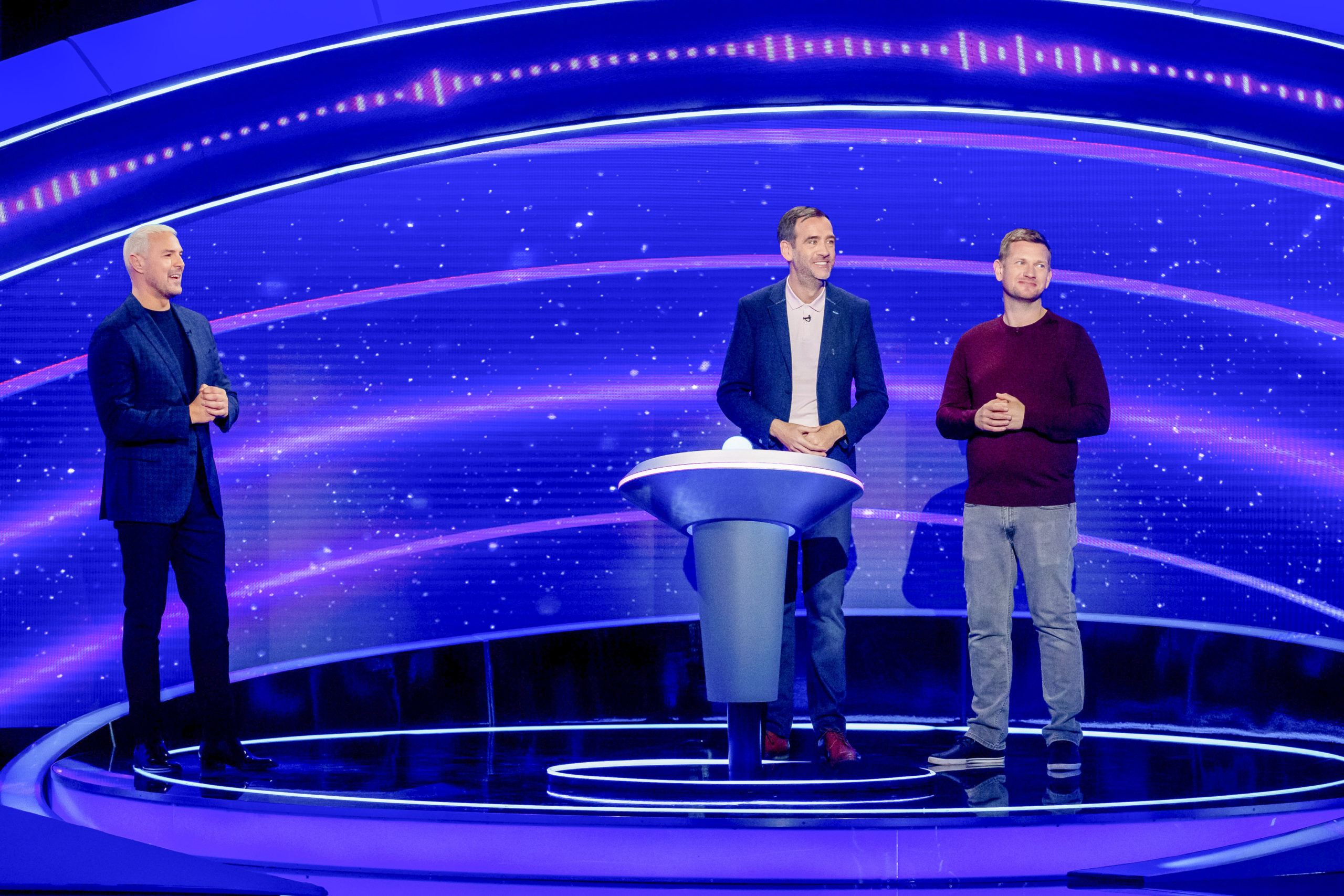 Paddy McGuinness and contestants on I Can See Your Voice