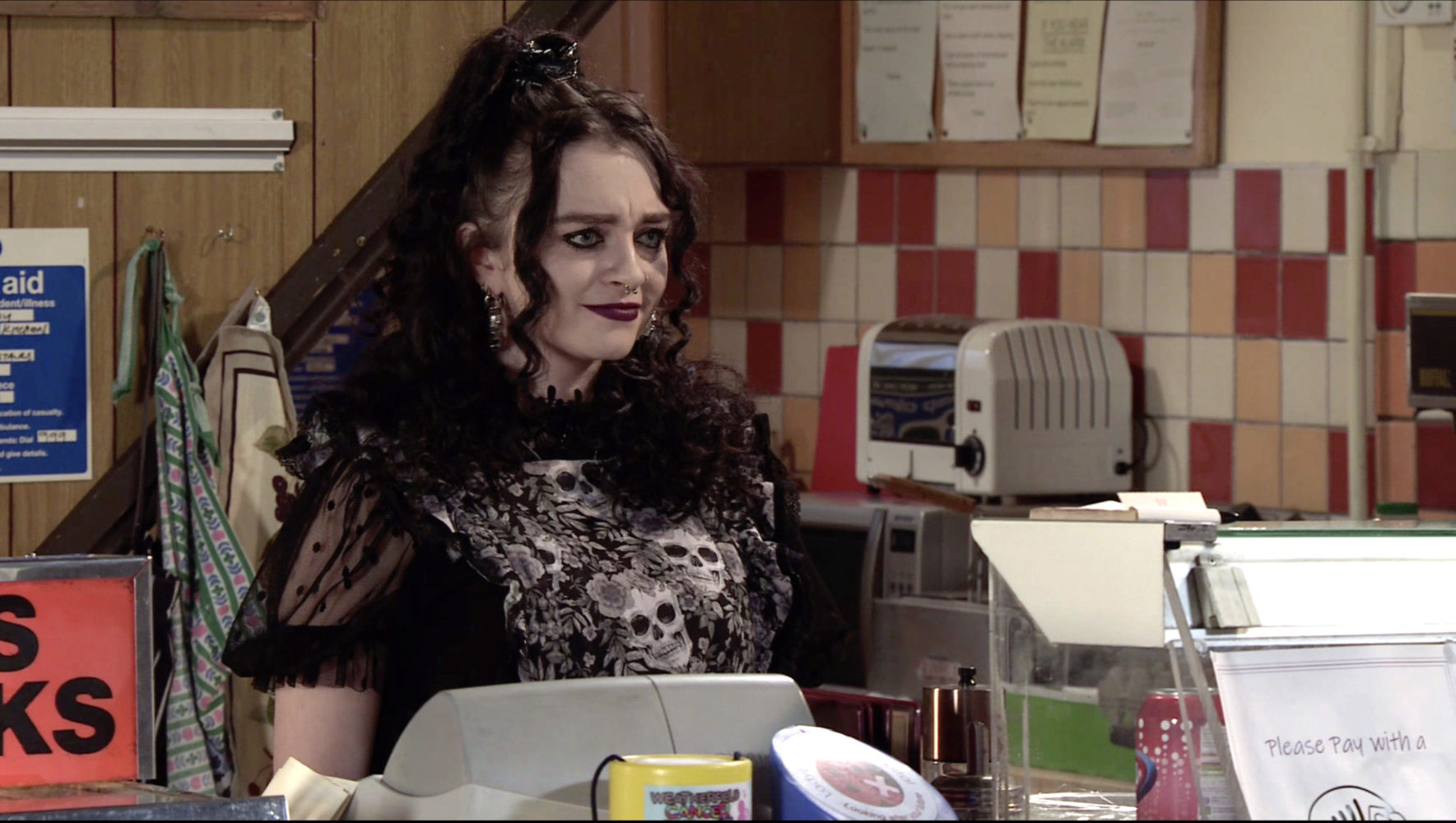 Coronation Street SPOILERS: Nina overhears Seb laughing at jokes about her