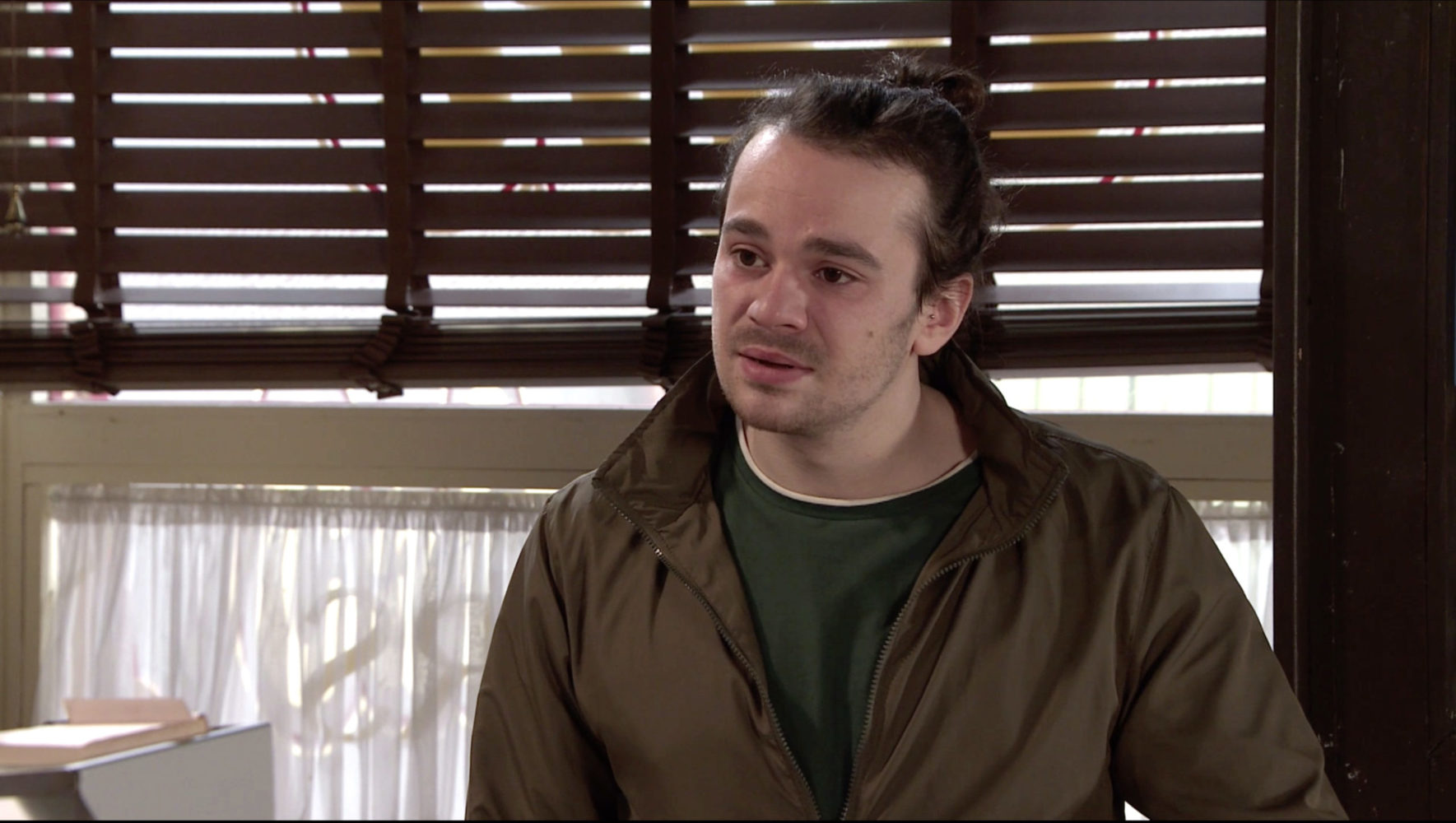 Coronation Street SPOILERS: Nina tells Seb she's booked a hotel for them