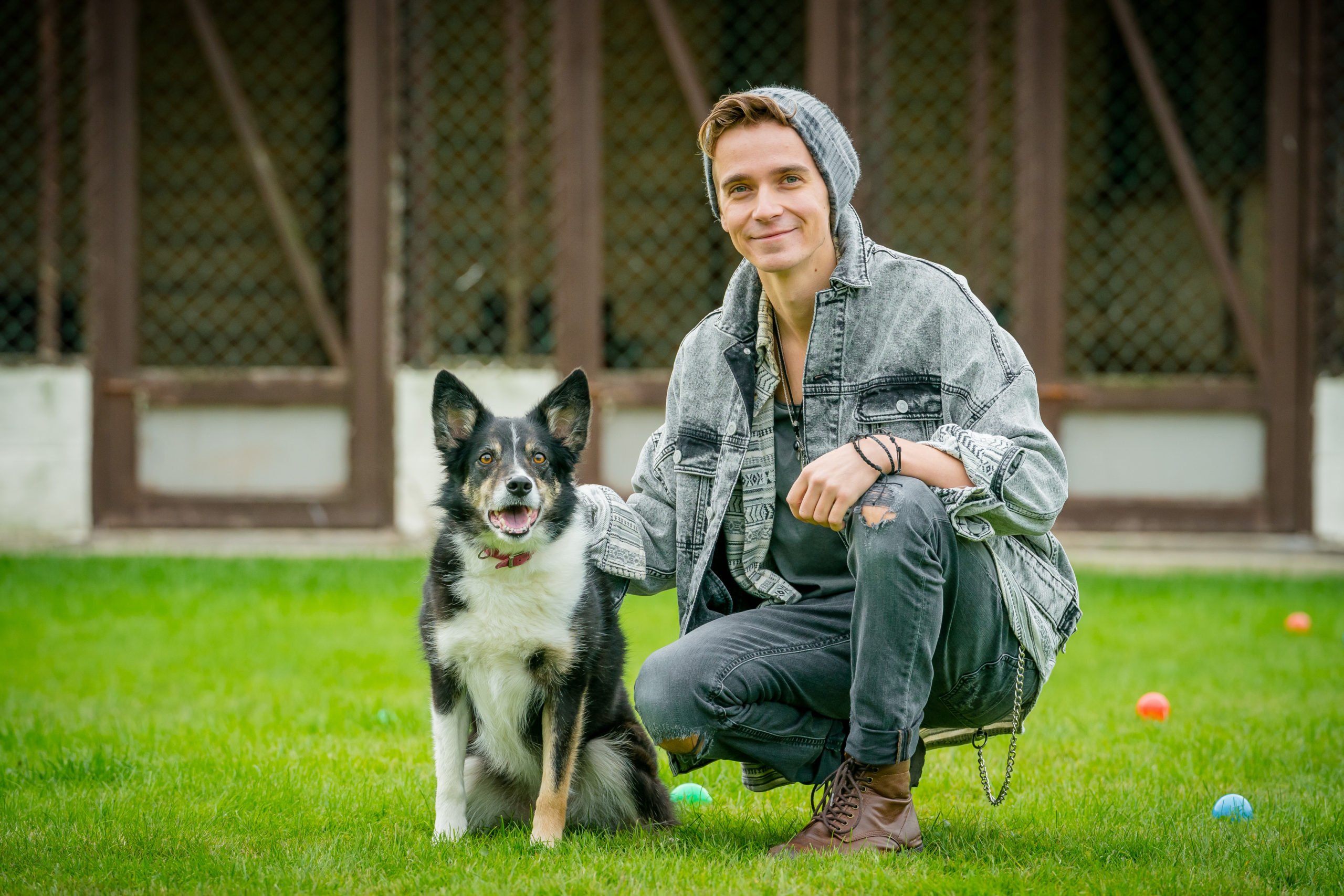 Joe Sugg plays Sam in The Syndicate (Credit: BBC One)