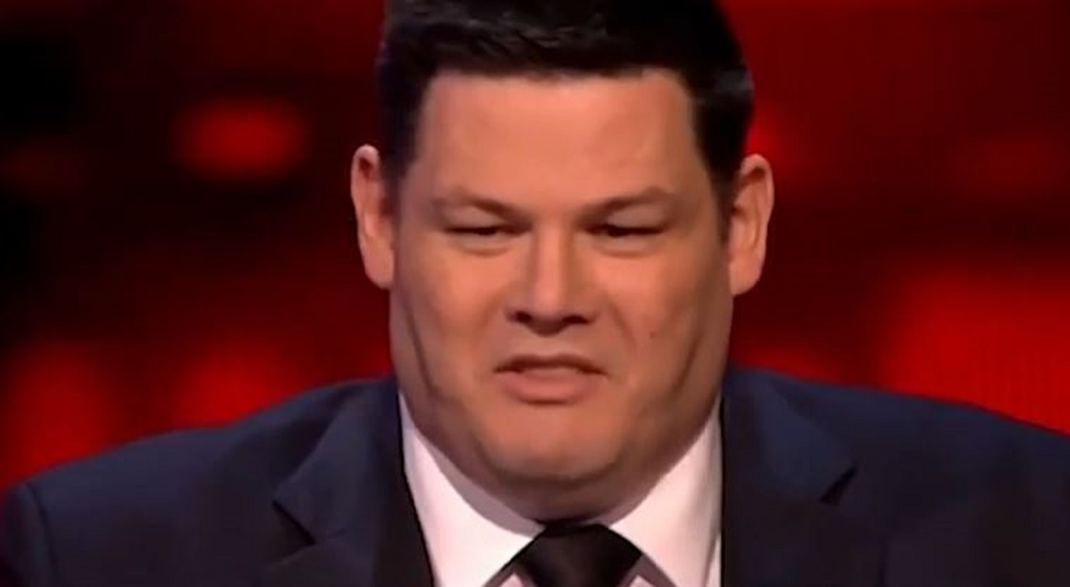 Mark Labbett speaking to Bradley Walsh on The Chase