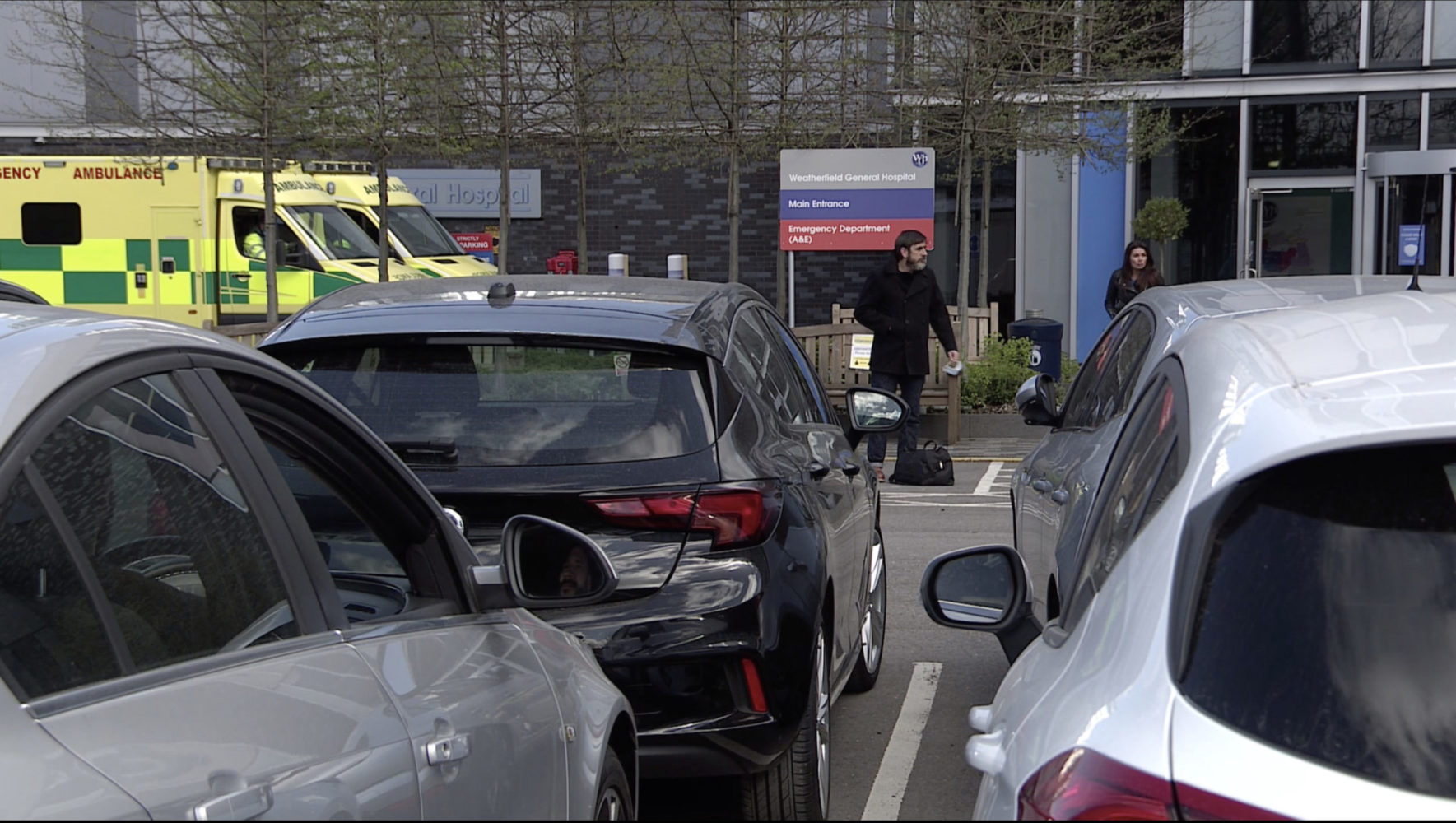 Coronation Street SPOILERS: One of Harvey's men is watching Peter and Carla