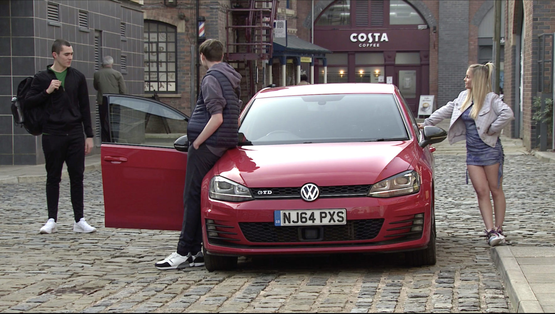 Soap spoilers: Coronation Street storylines for next week revealed in pictures!