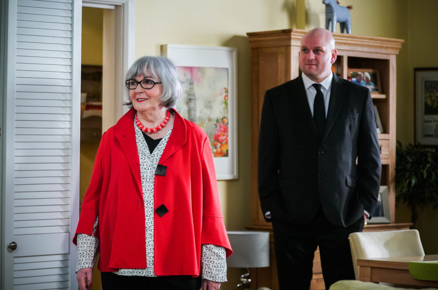 Soap spoilers: EastEnders storylines for next week revealed in pictures!