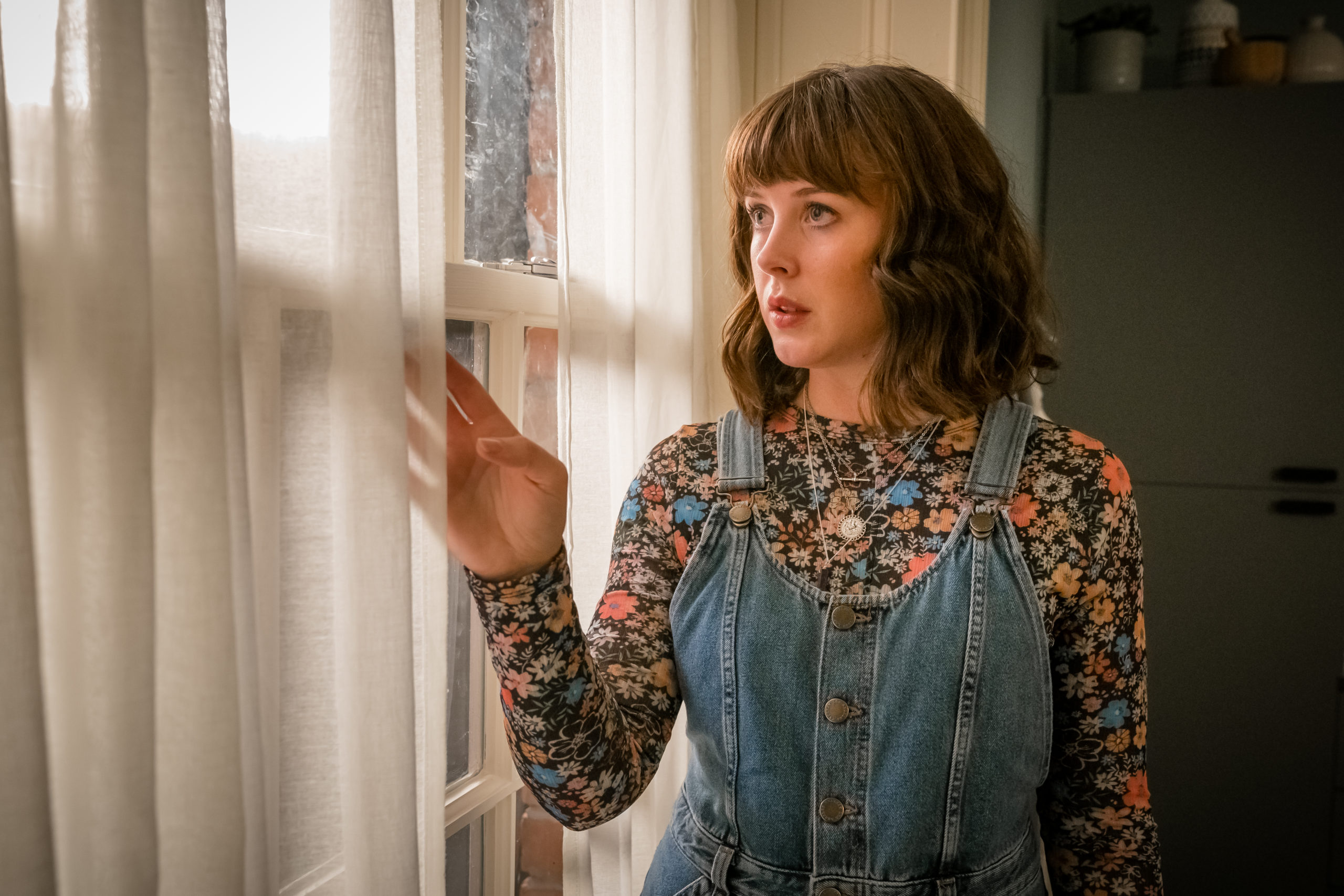 Zoe in Viewpoint lead the fan theories