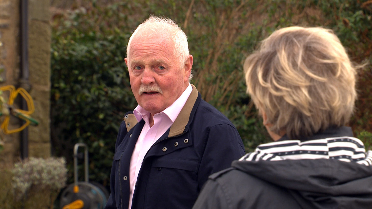 Emmerdale: Nate baffles fans as he returns walking on broken foot