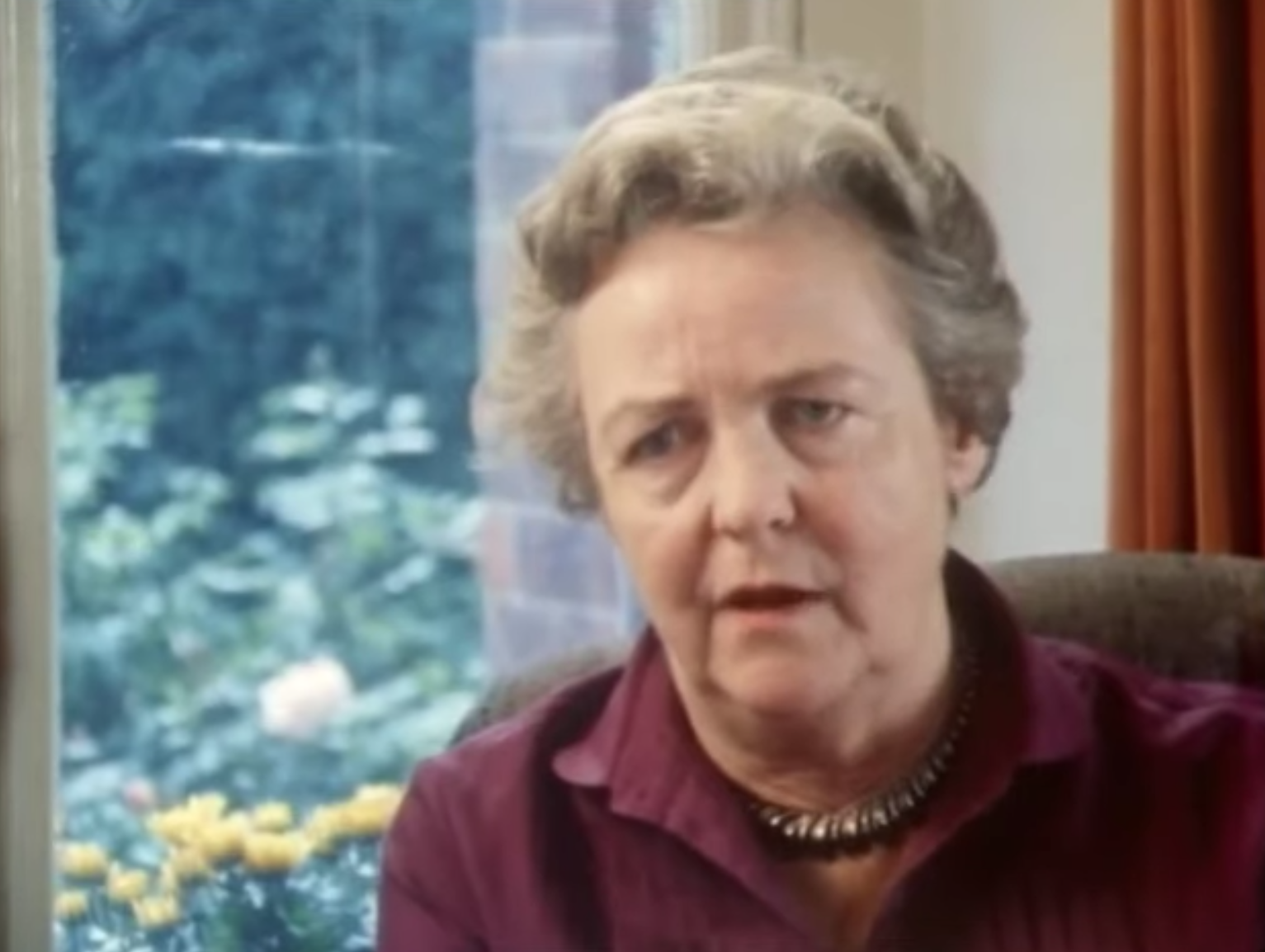 Nancy Mitford The Pursuit of Love sister Jessica Mitford