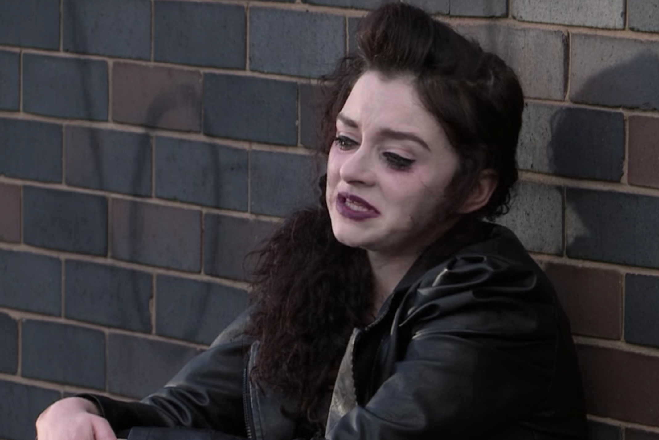 Coronation Street Nina sobs over Seb's murder