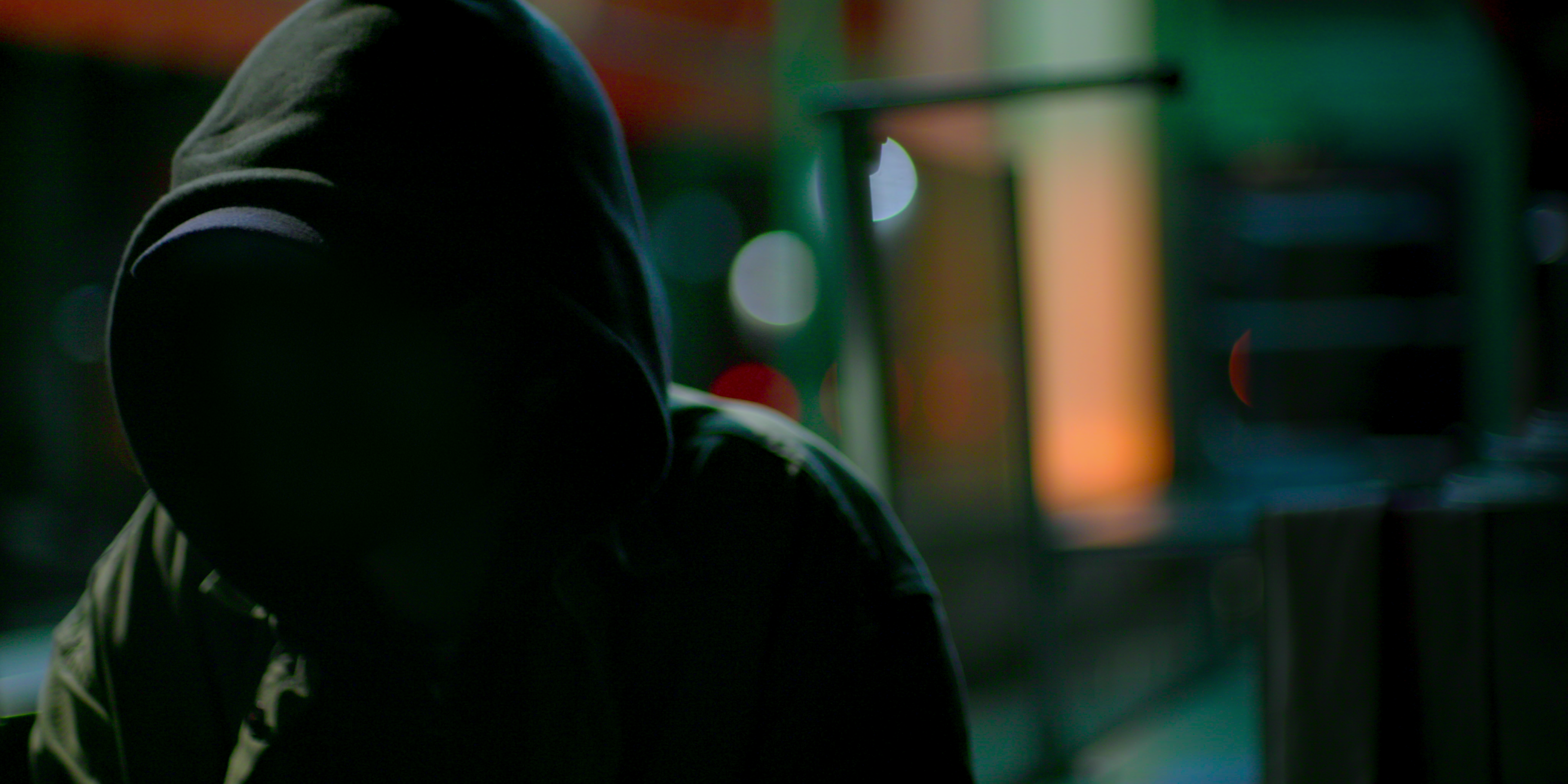 Nail Bomber: Manhunt on Netflix