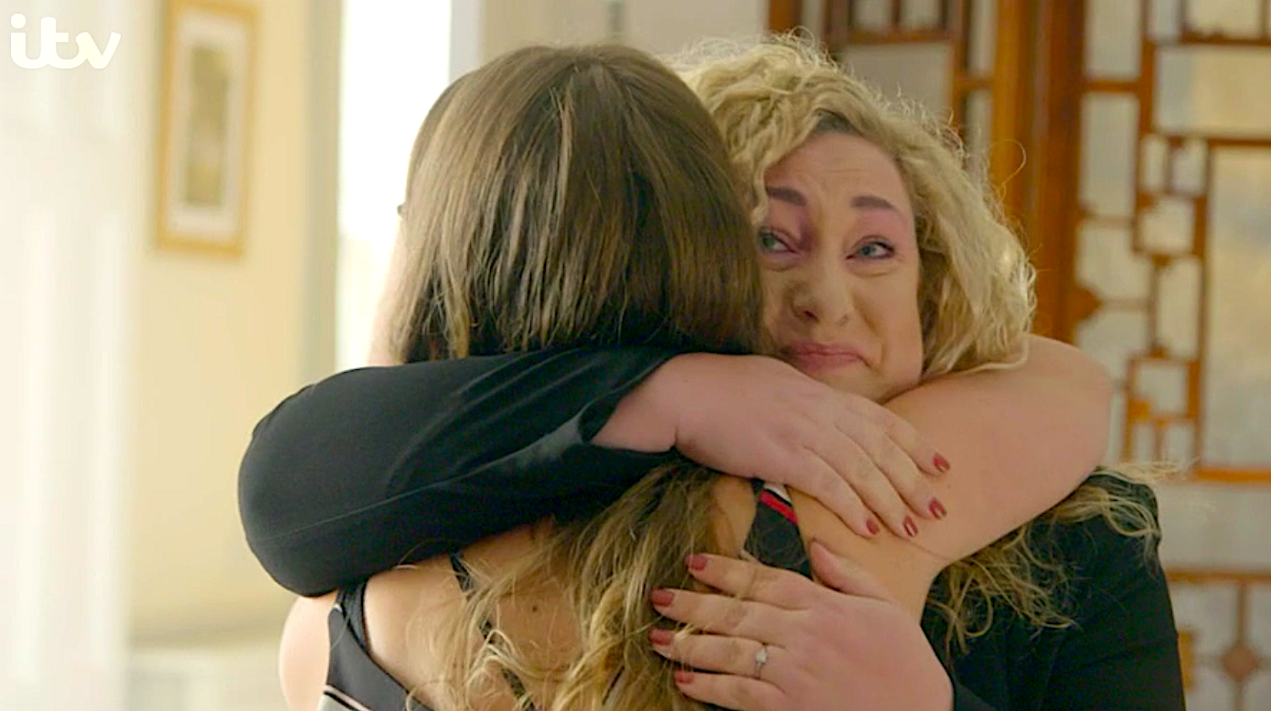 Long Lost Family: Born Without Trace Helen  and Jess reunite