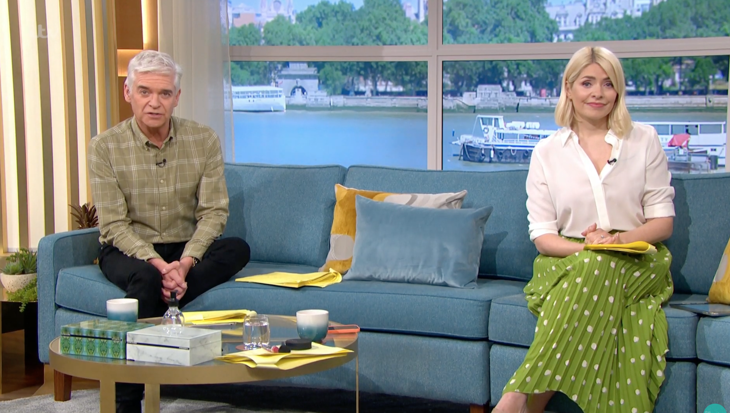 itv this morning: Holly and Phil hosting the show