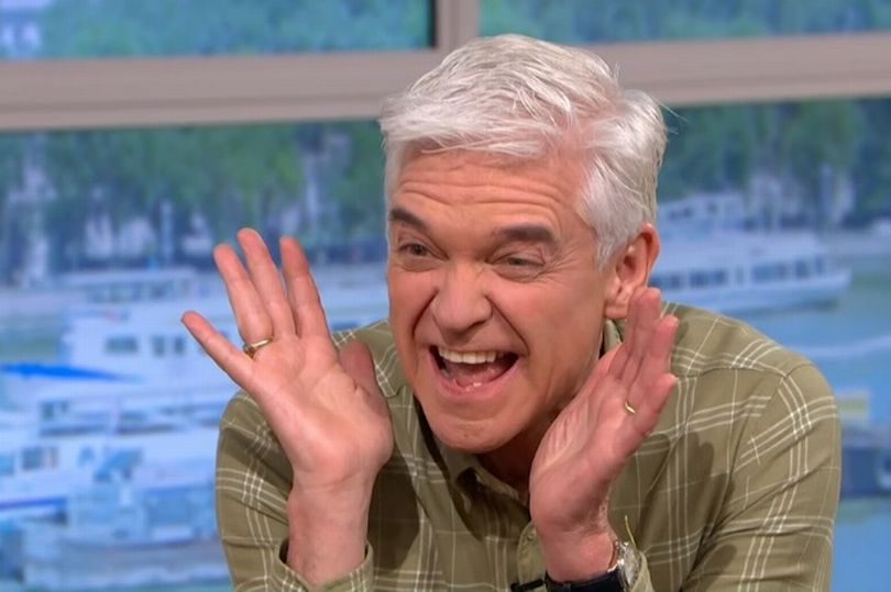 itv this morning: Phillip Schofield reacts to price of flowers