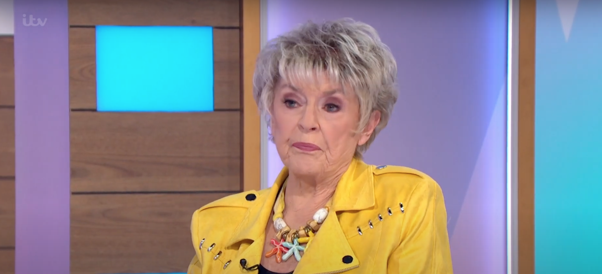 loose women presenters gloria and Janet come to blows