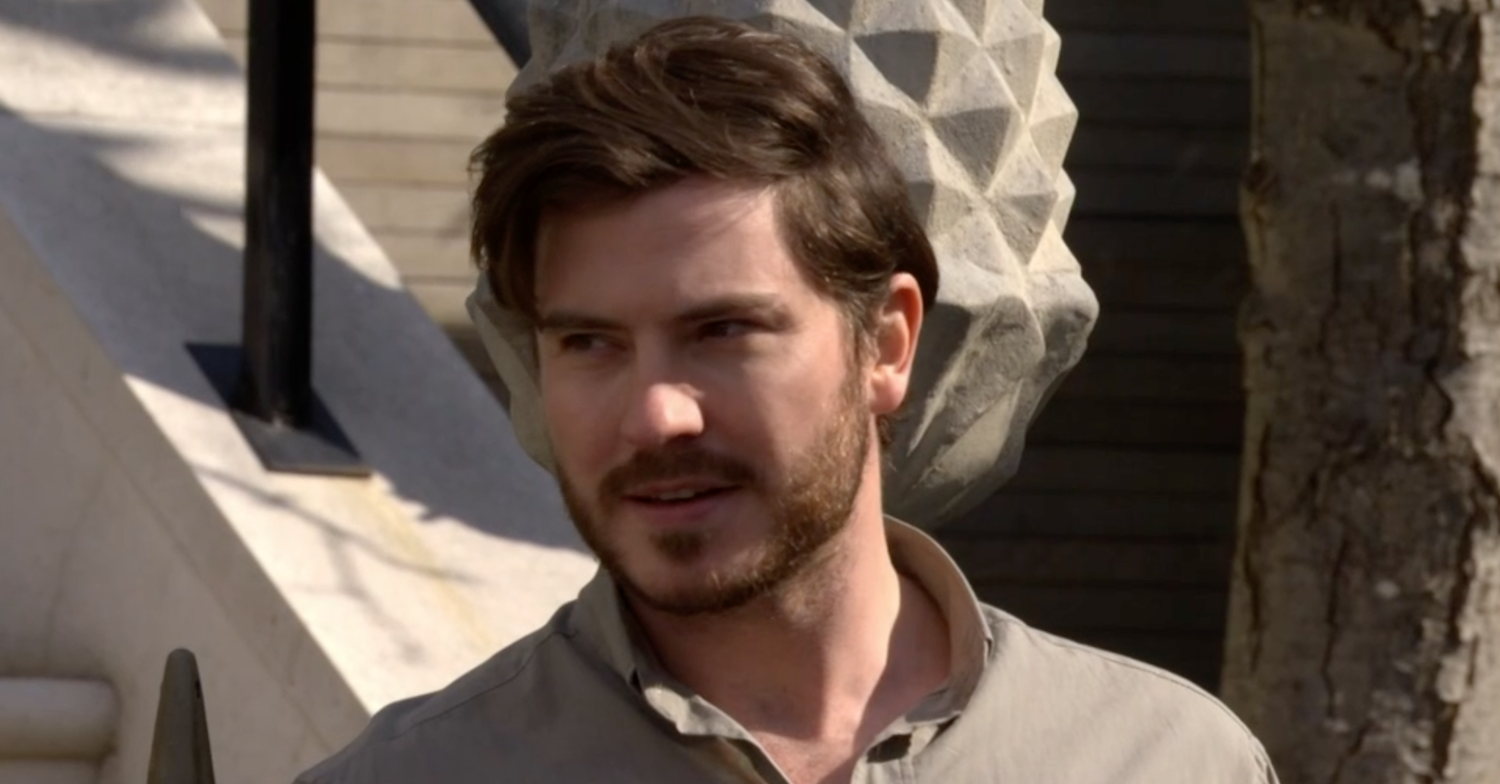 EastEnders spoilers fans are fearing for Chelsea Fox after she shared a moment with serial killer Gray Atkins.