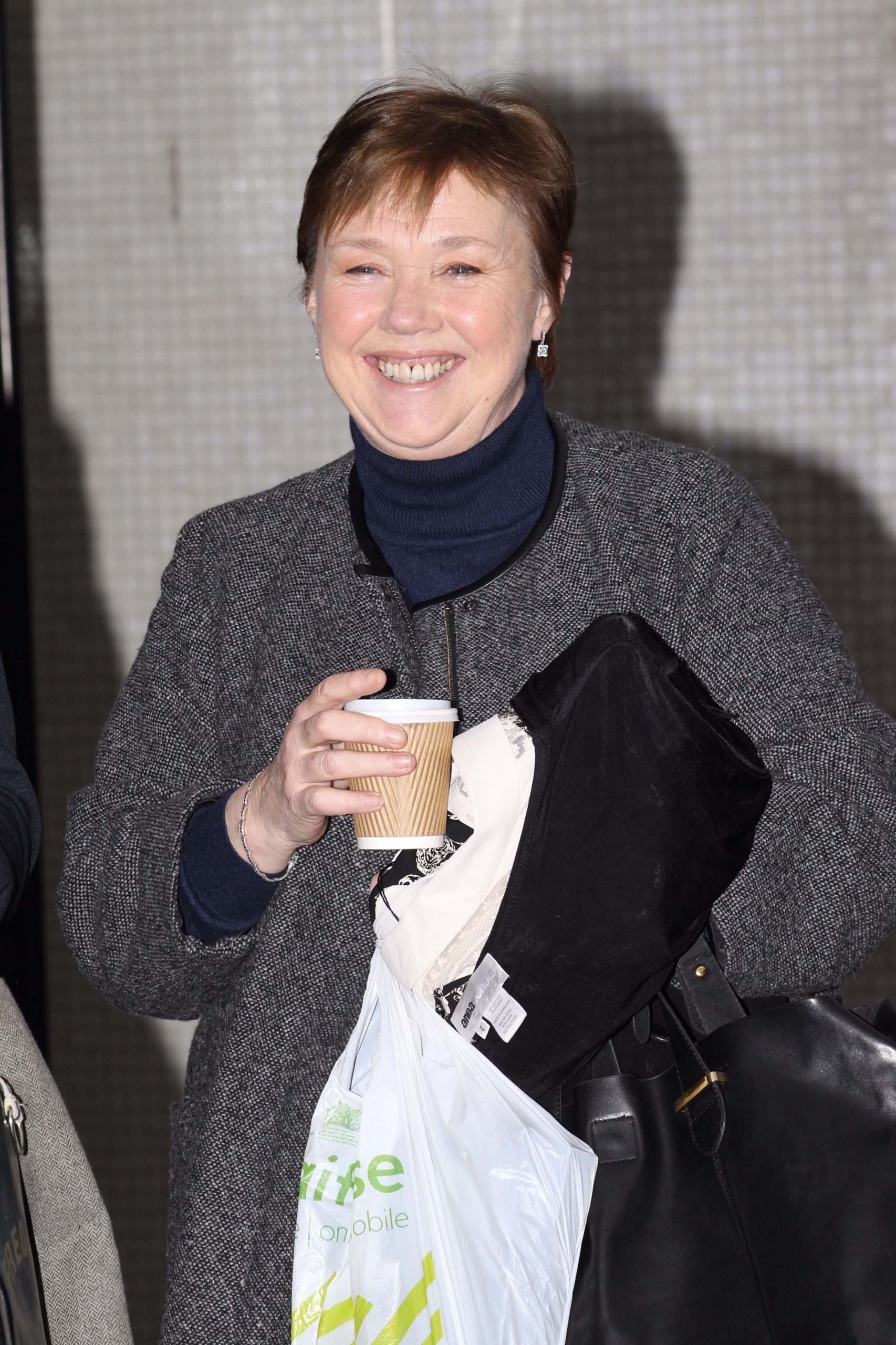 linda loose women: star admits mum didn't like pauline quirke