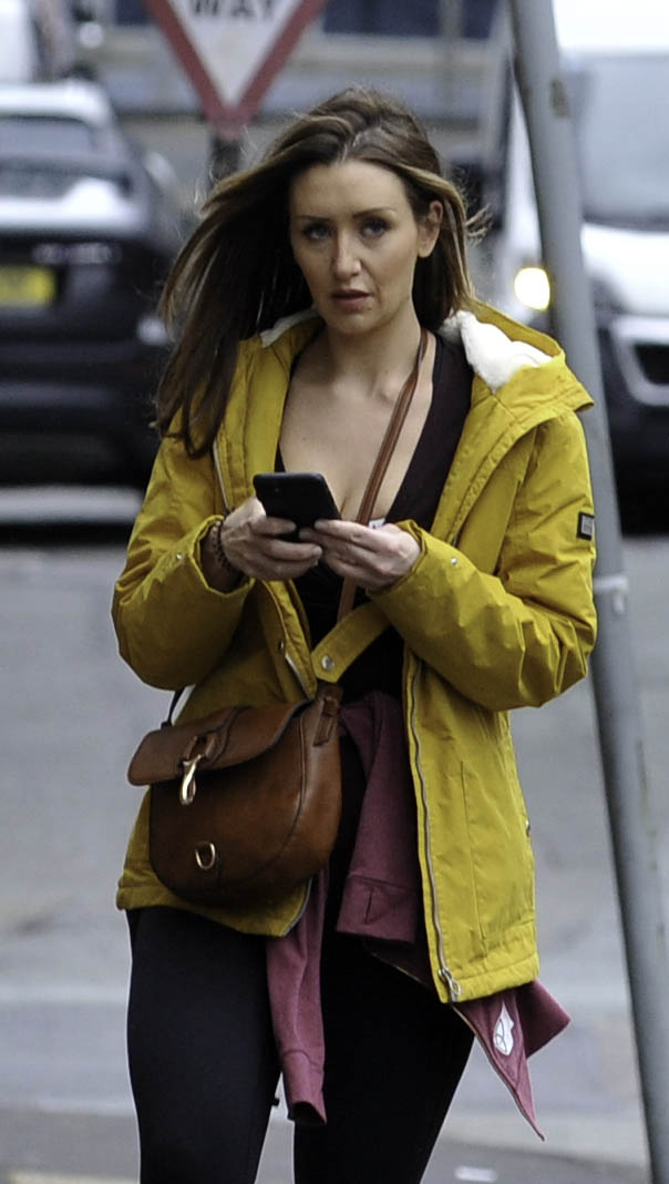 Catherine Tyldesley in vaccine row