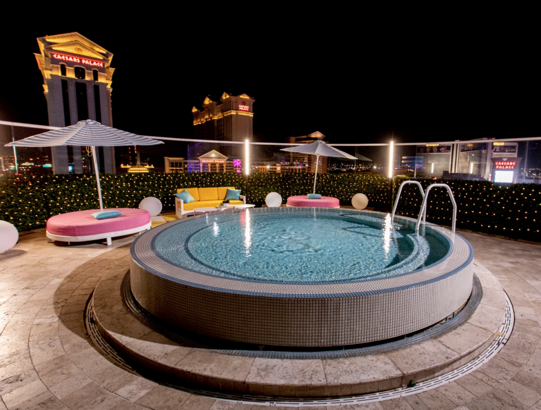 Love Island Villa USA