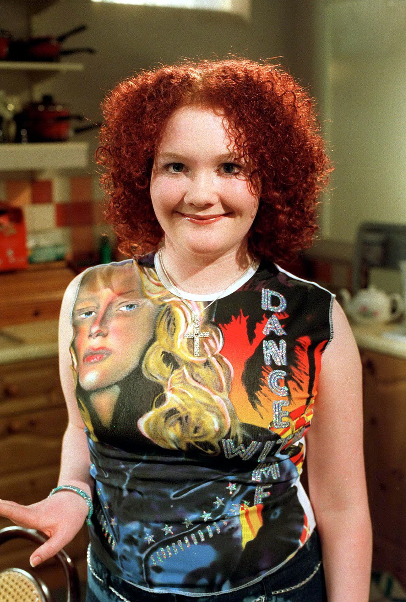 Fiz Brown arrives in Coronation Street and grins