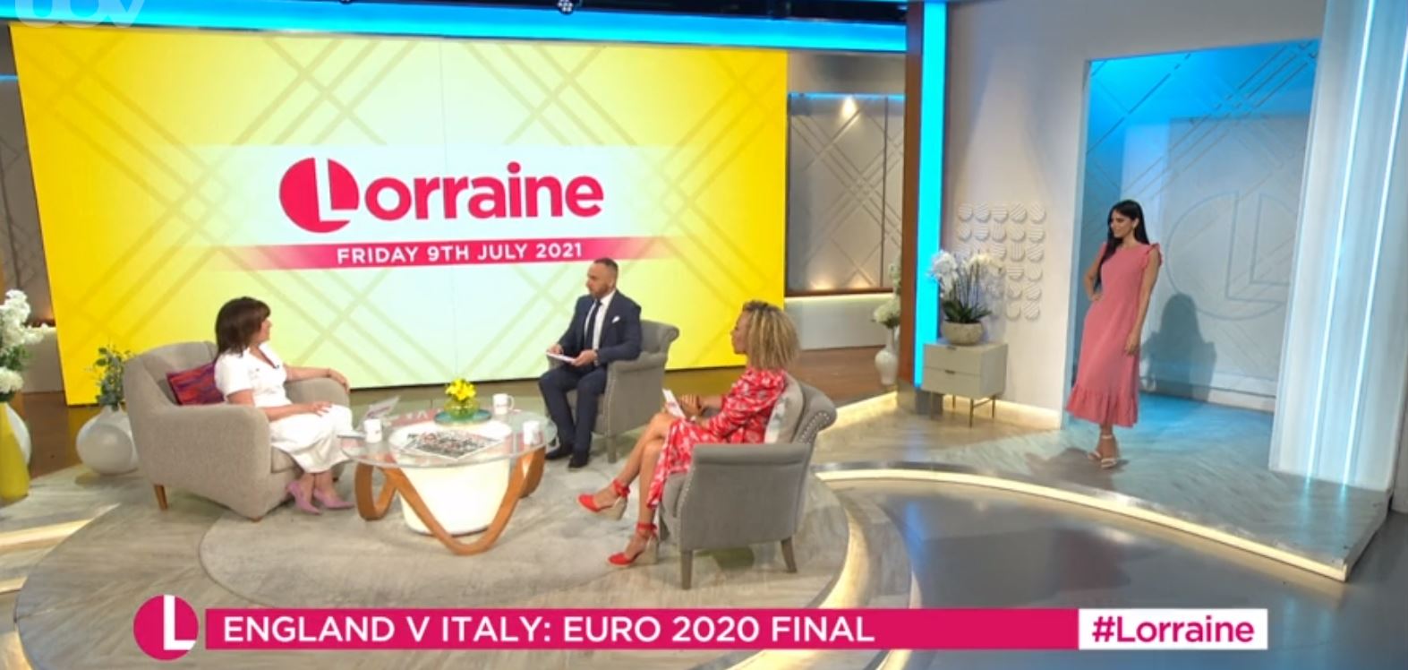 Lorraine Kelly dress today