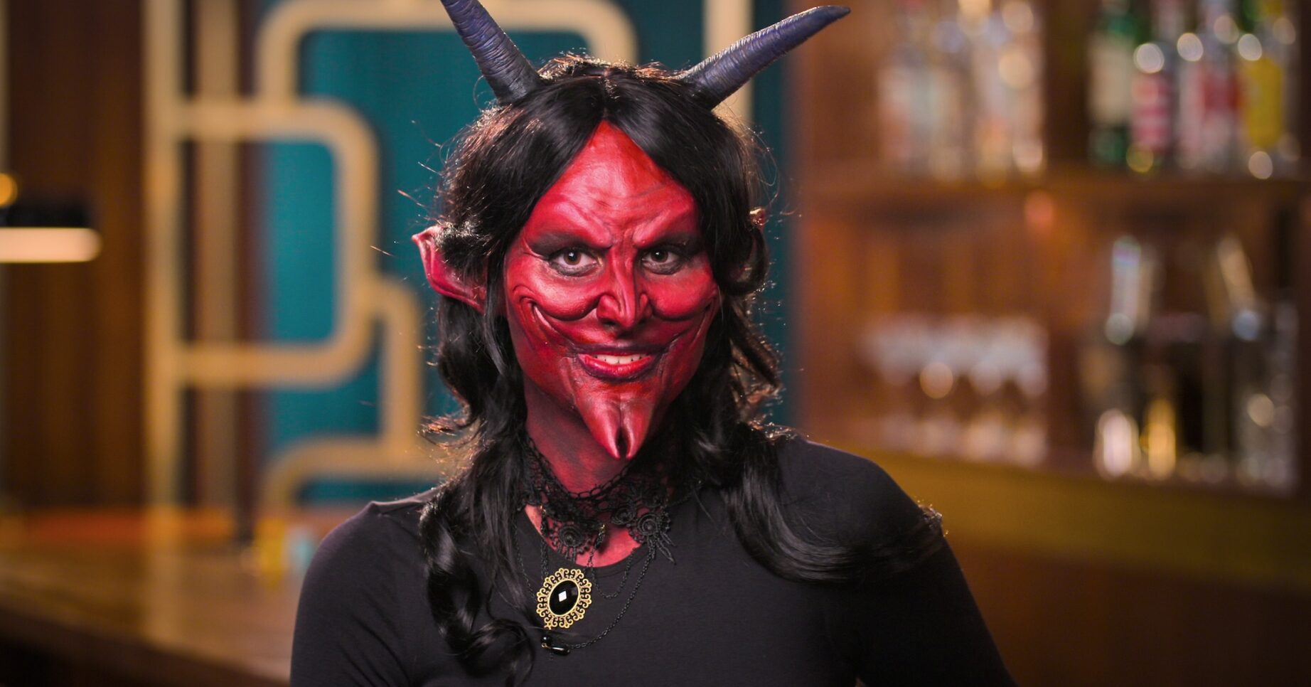 Sexy Beasts - Devil Emma