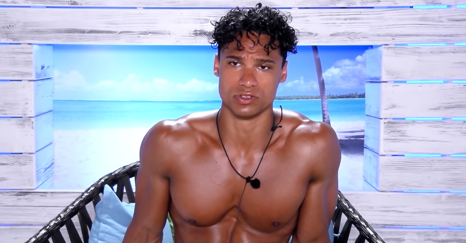 Rykard Jenkins in the villa