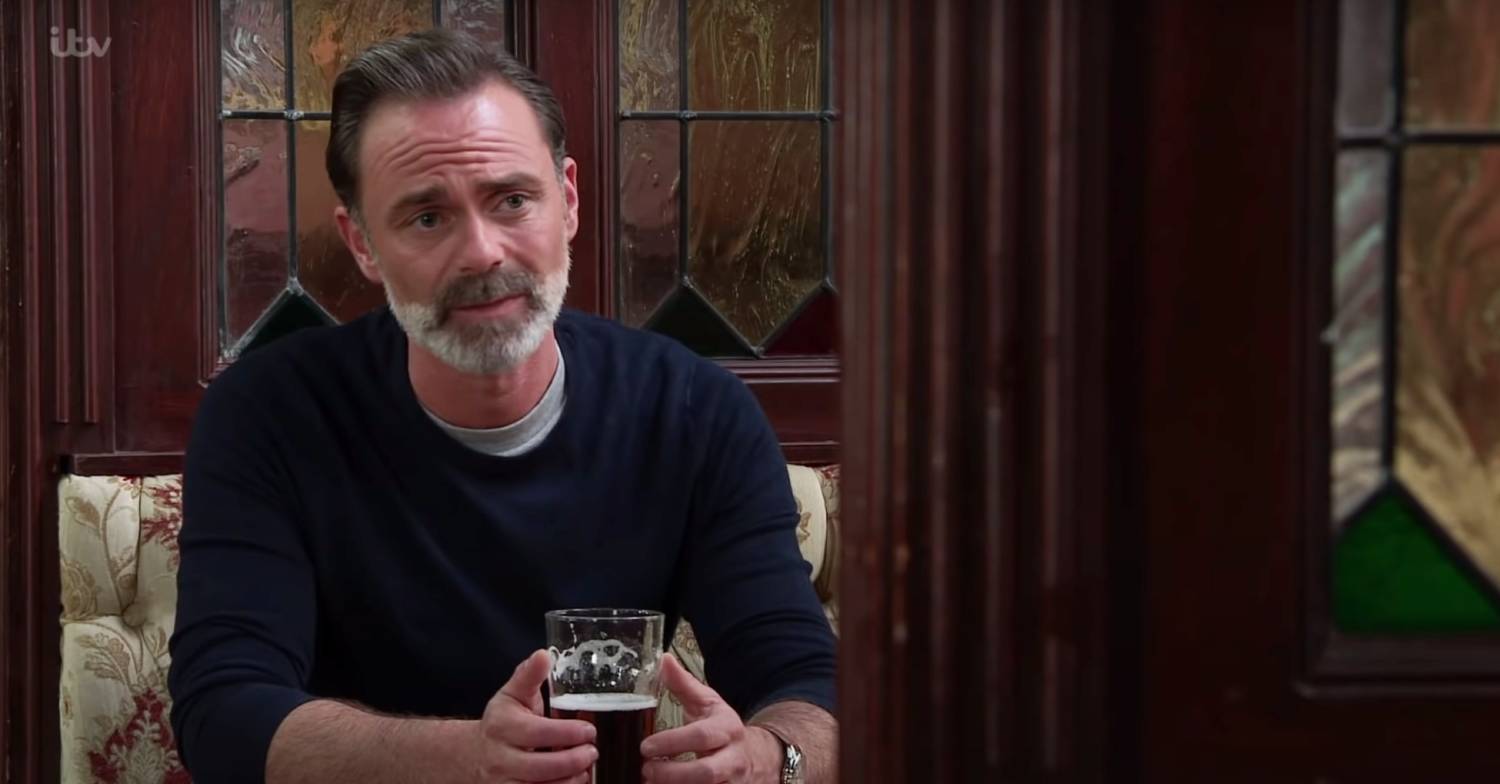 Coronation Street's Billy apologises to Paul