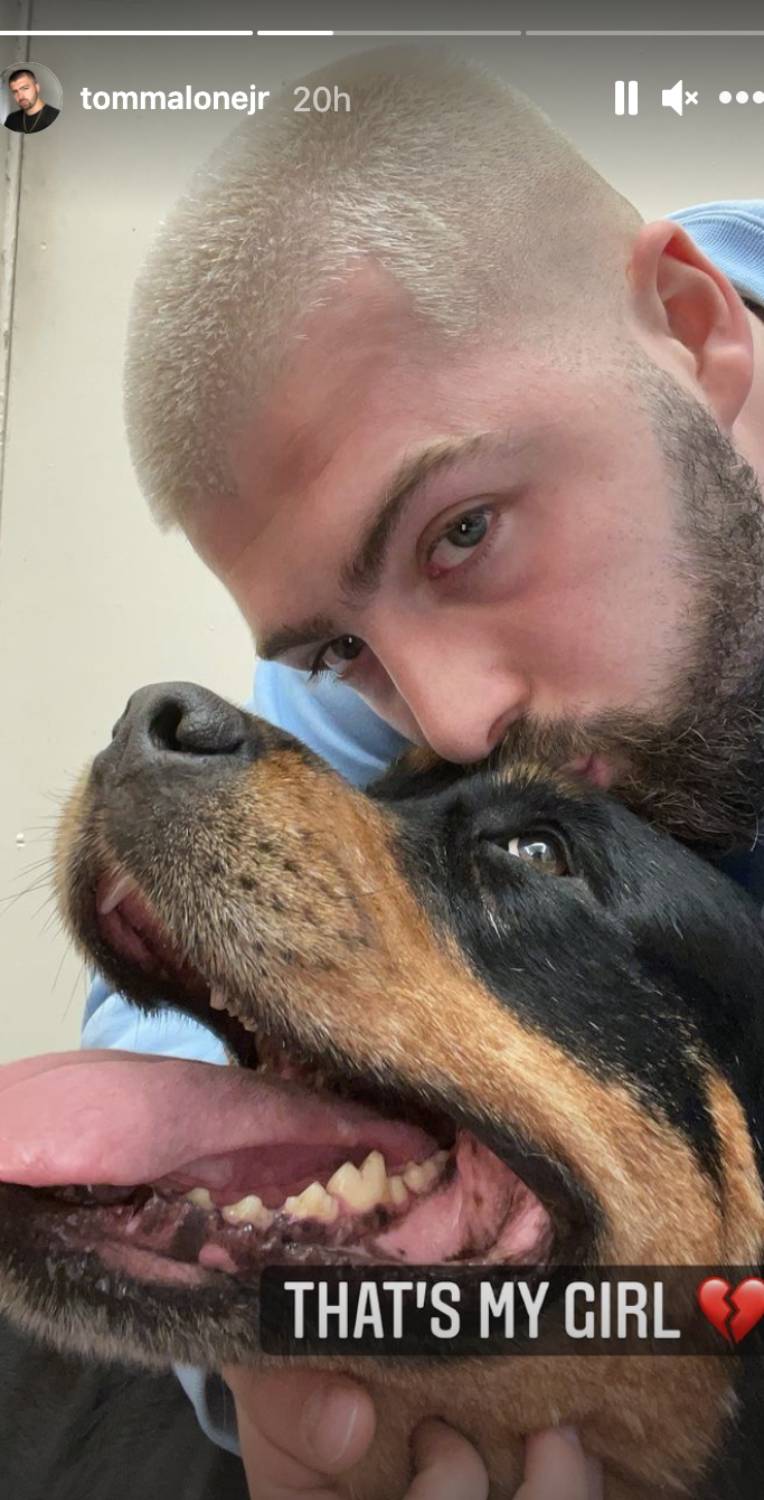 Tom Malone Jr kisses Izzie