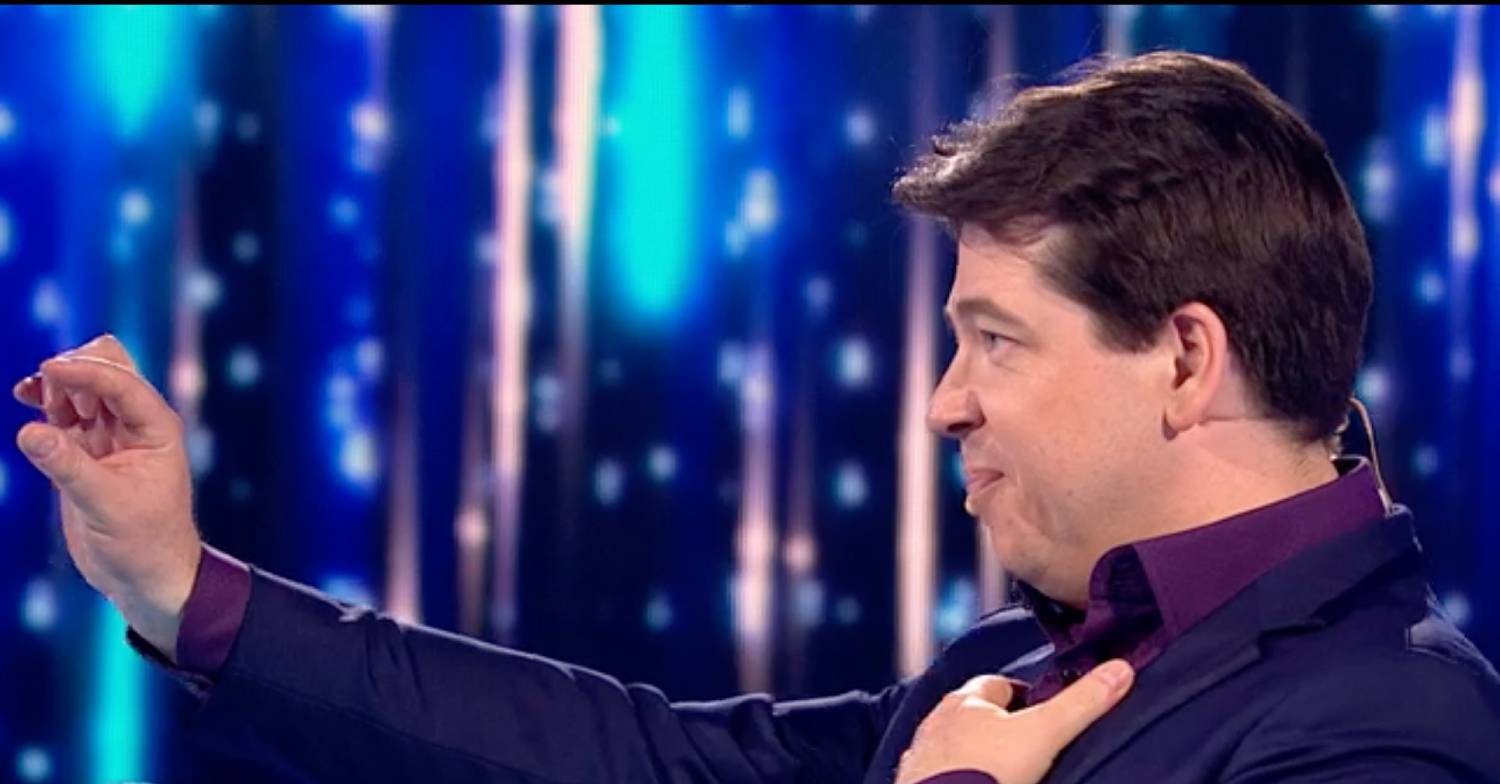 Michael McIntyre illustrates his point