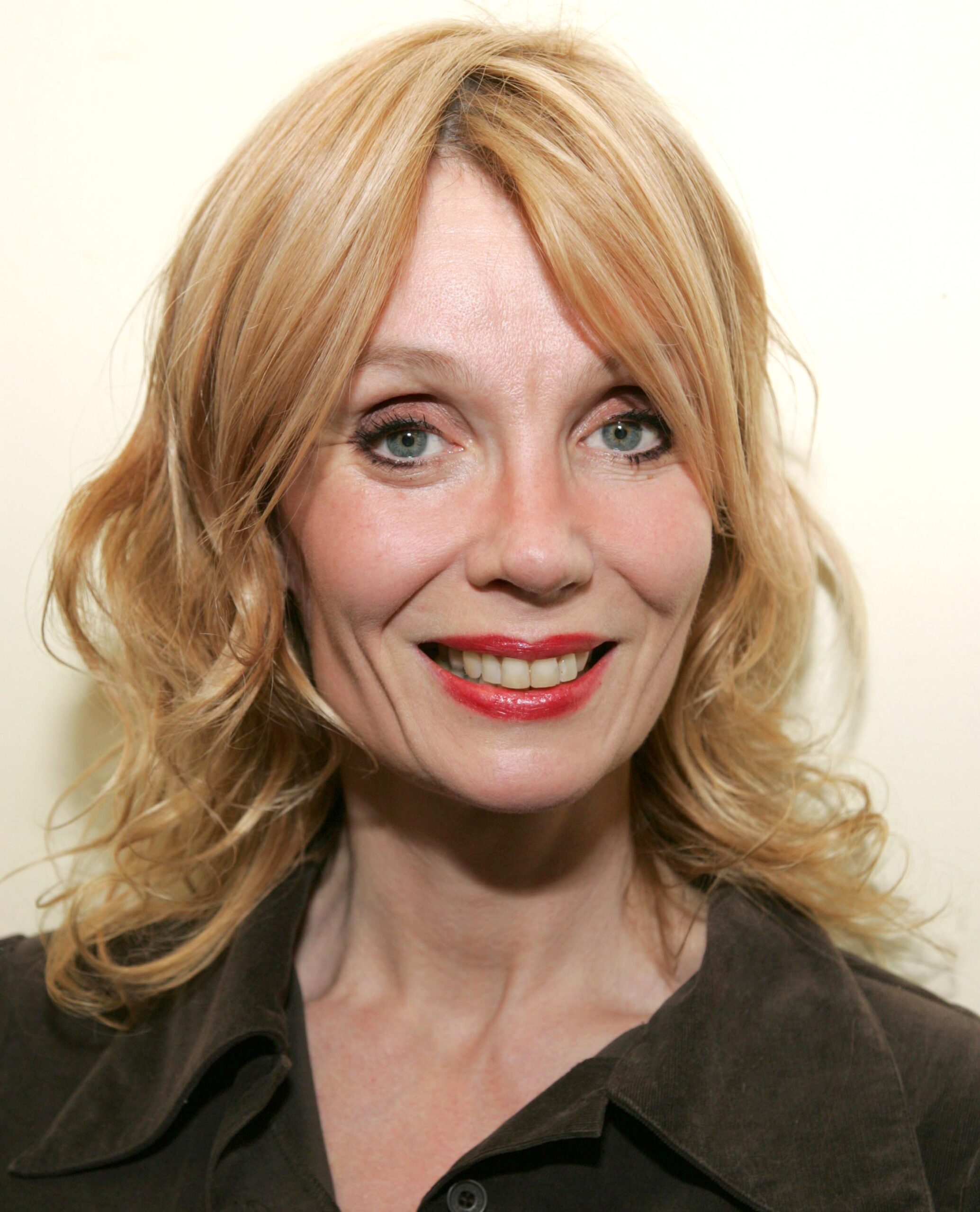 clare dunkel - aka Mo Hayder