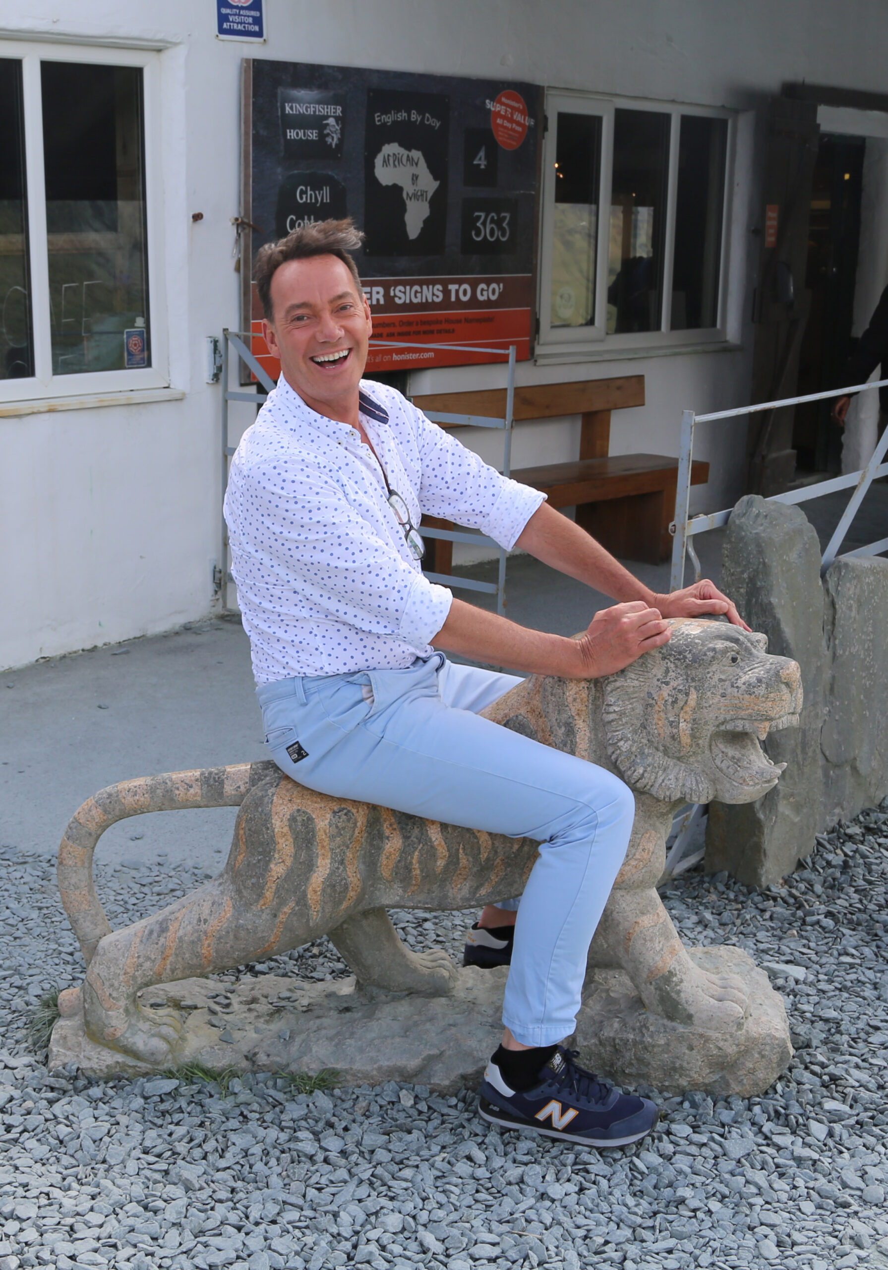 Craig and bruno travel show