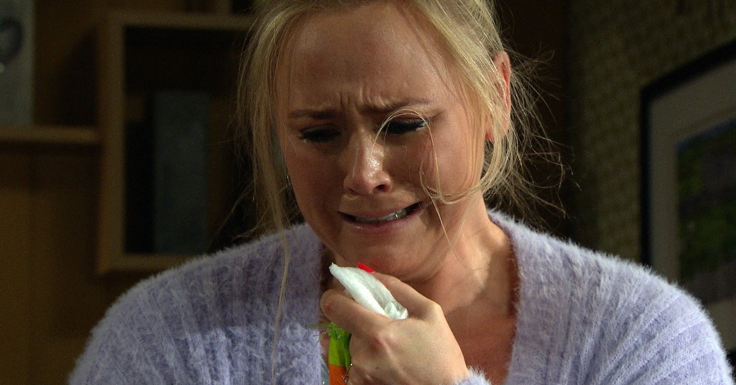 Emmerdale Spoilers Tracy upset