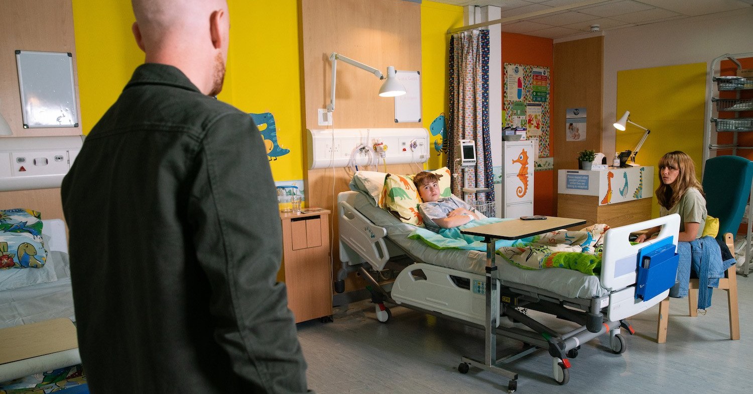 Coronation Street spoilers liam in hospital