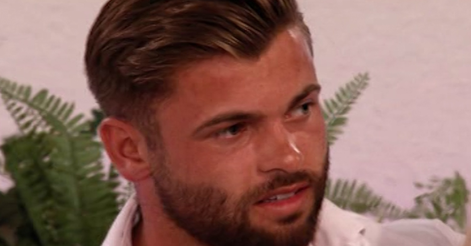 Love Island: Fans call for Faye to be kicked out of the villa for rule breaking, but who else has been kicked out of the villa?