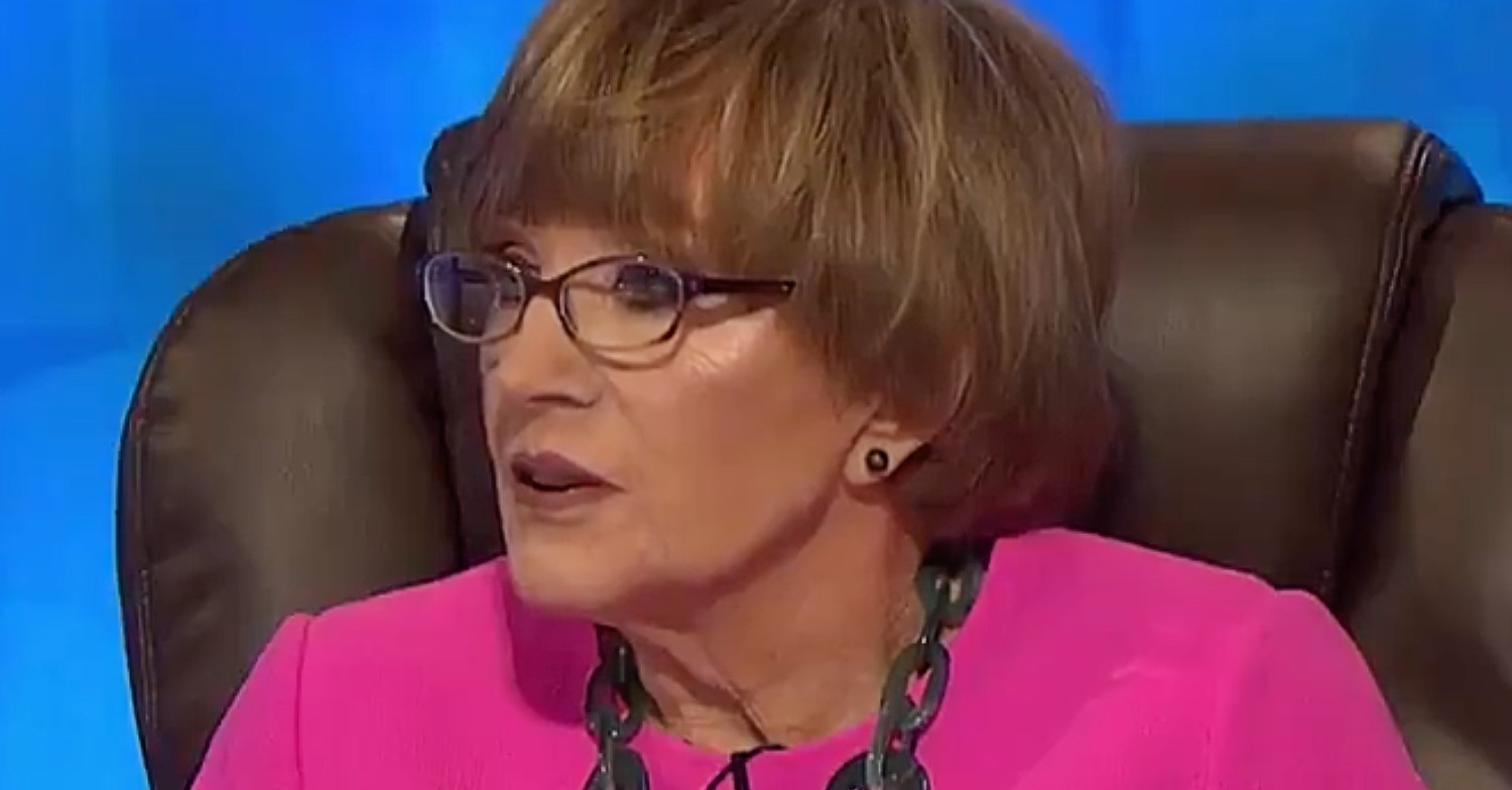 Countdown host Anne Robinson has addressed rumours of a 'feud' with Anne Robsinson