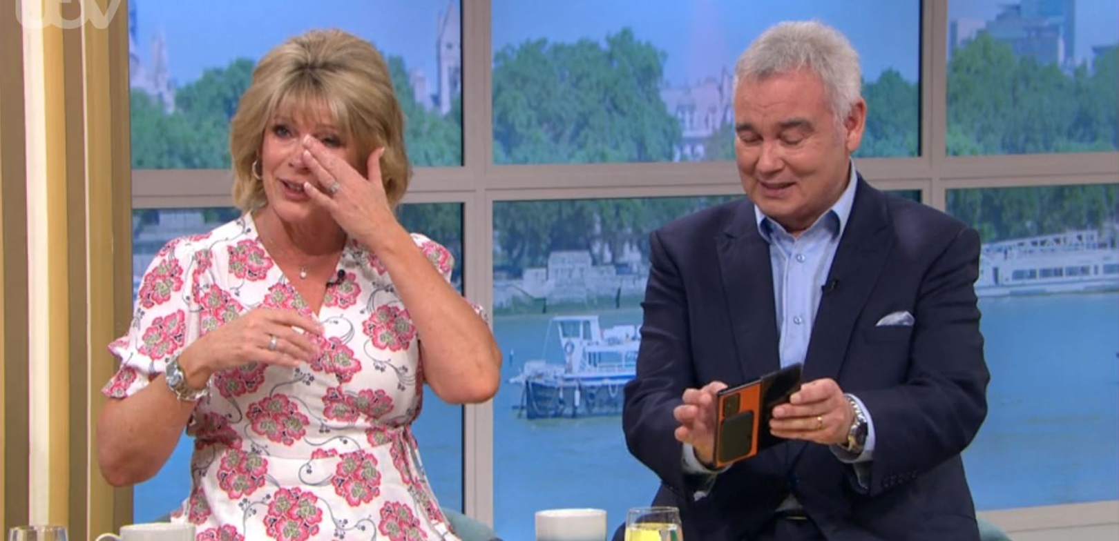 Ruth Langsford giggles on This Morning alongside Eamonn Holmes