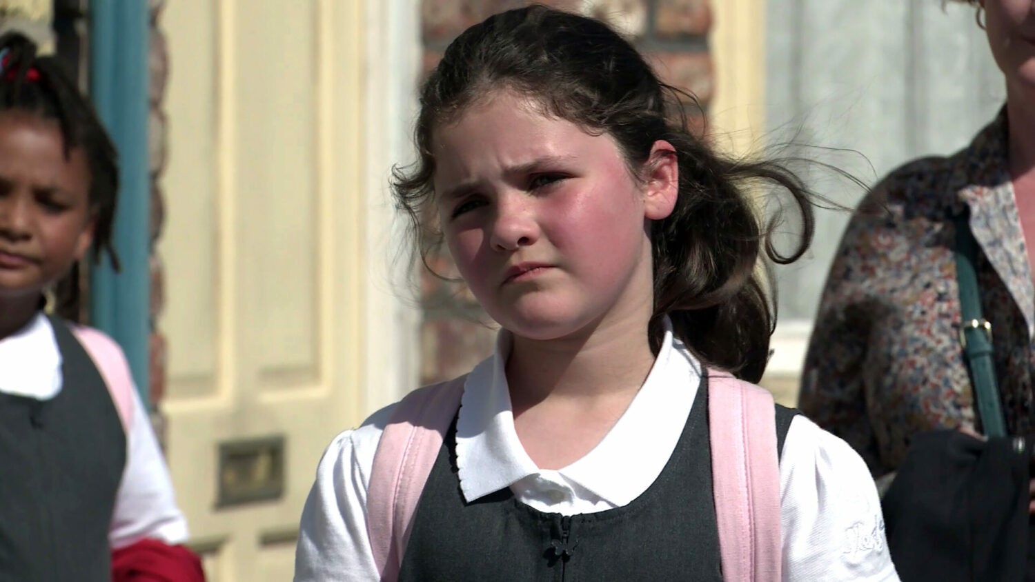 Hope looking annoyed in Coronation Street