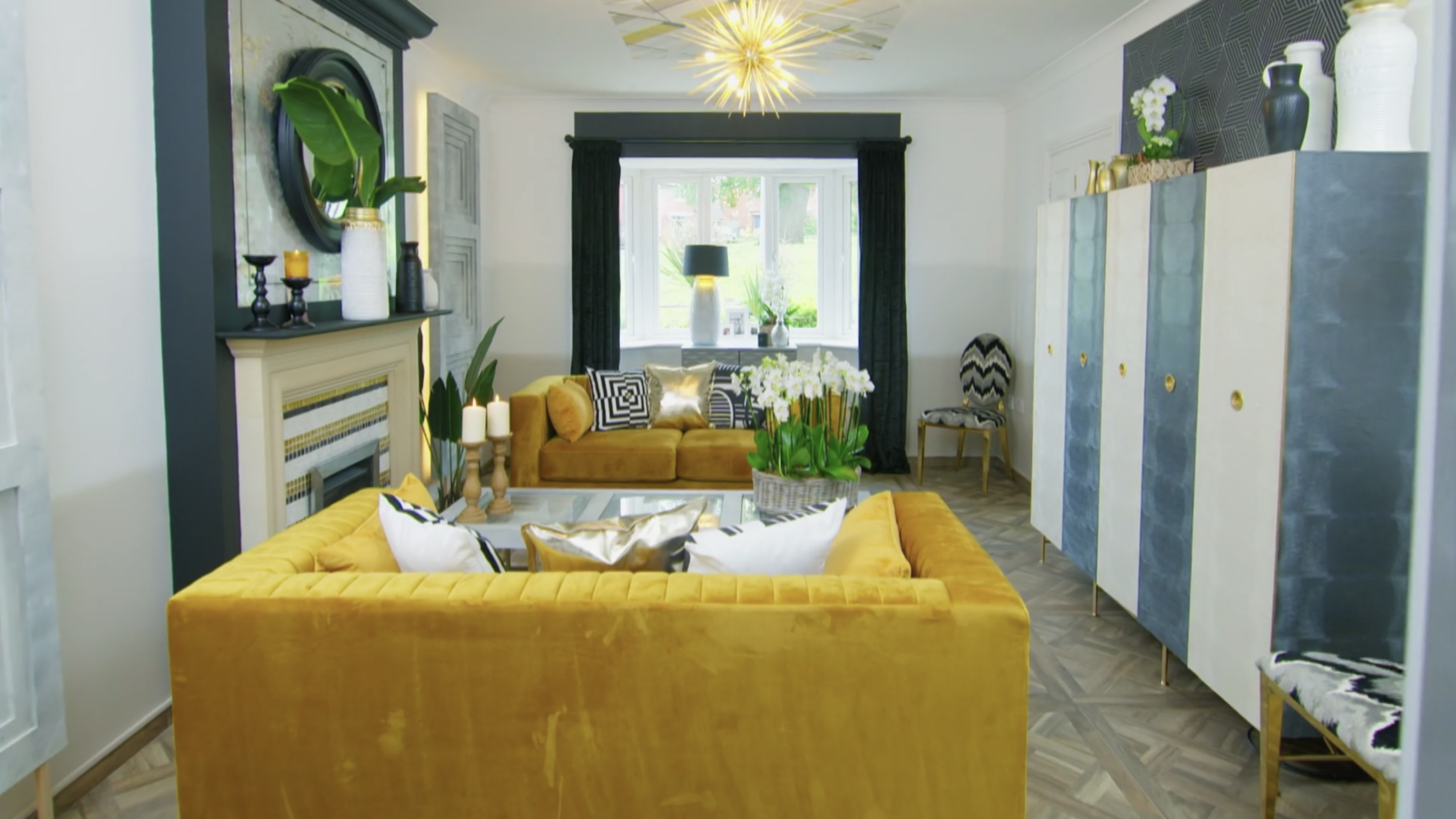 Laurence Llwelyn-Bowen's Changing Rooms transformation with cream, black and ochre accents