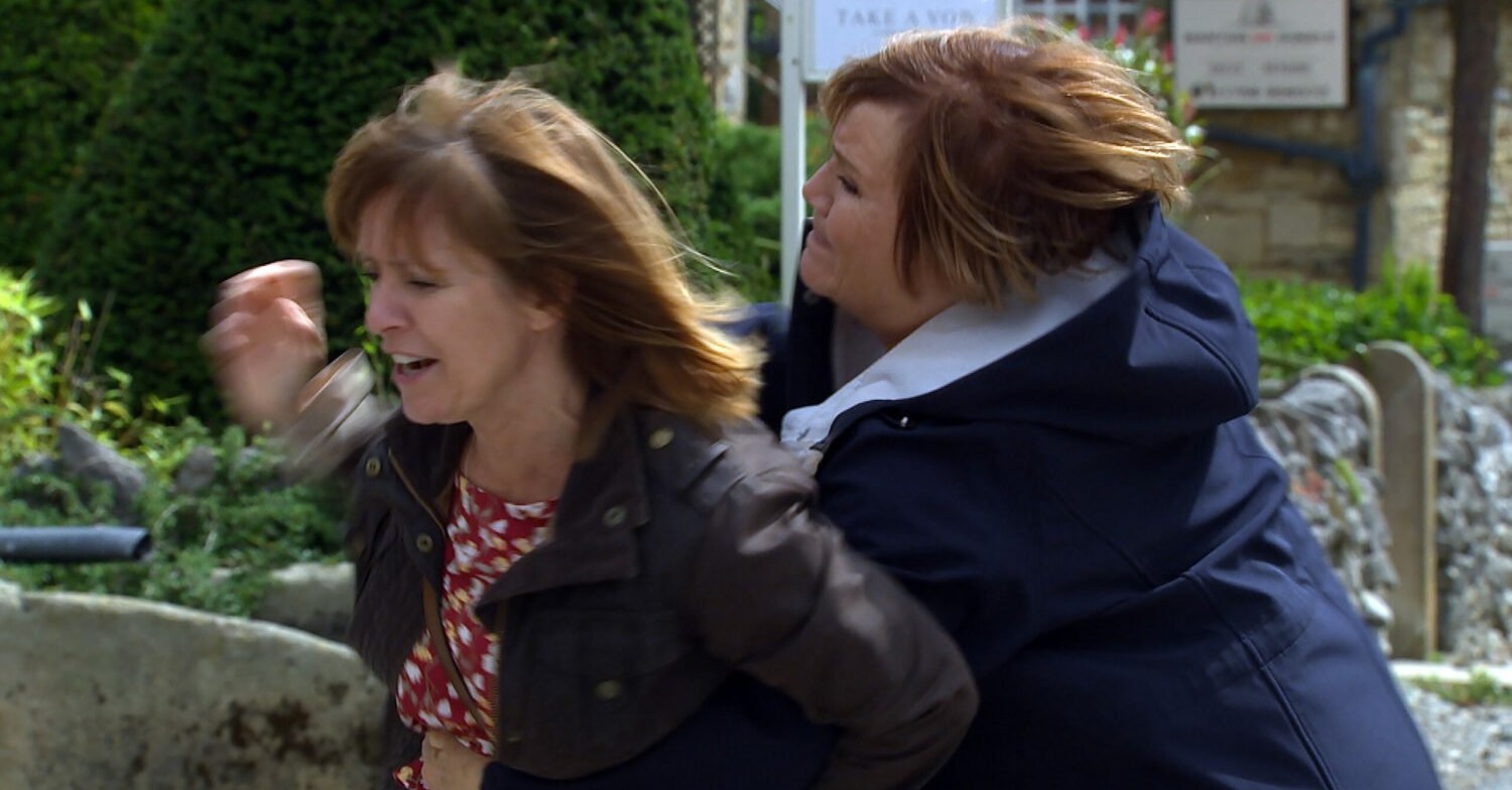 rhona and brenda fight