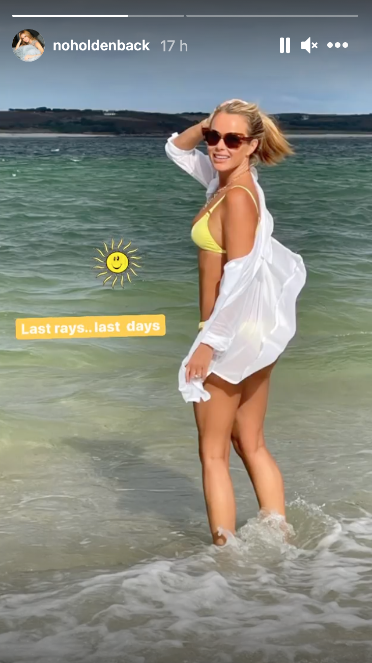 Amanda Holden wowed Instagram fans with another bikini selfie 