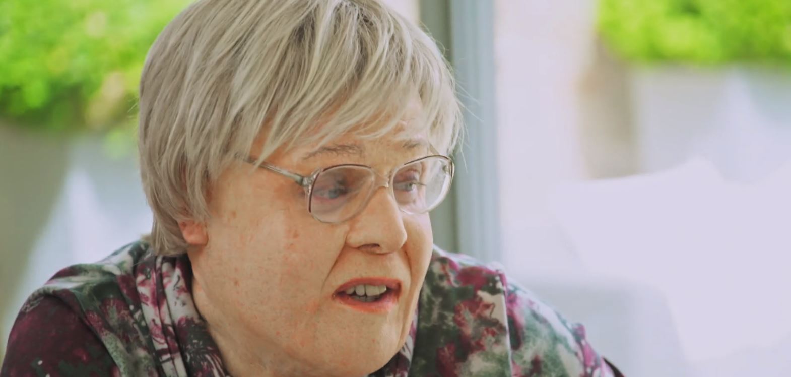 Leigh Francis as Myrtle on The Holden Girls