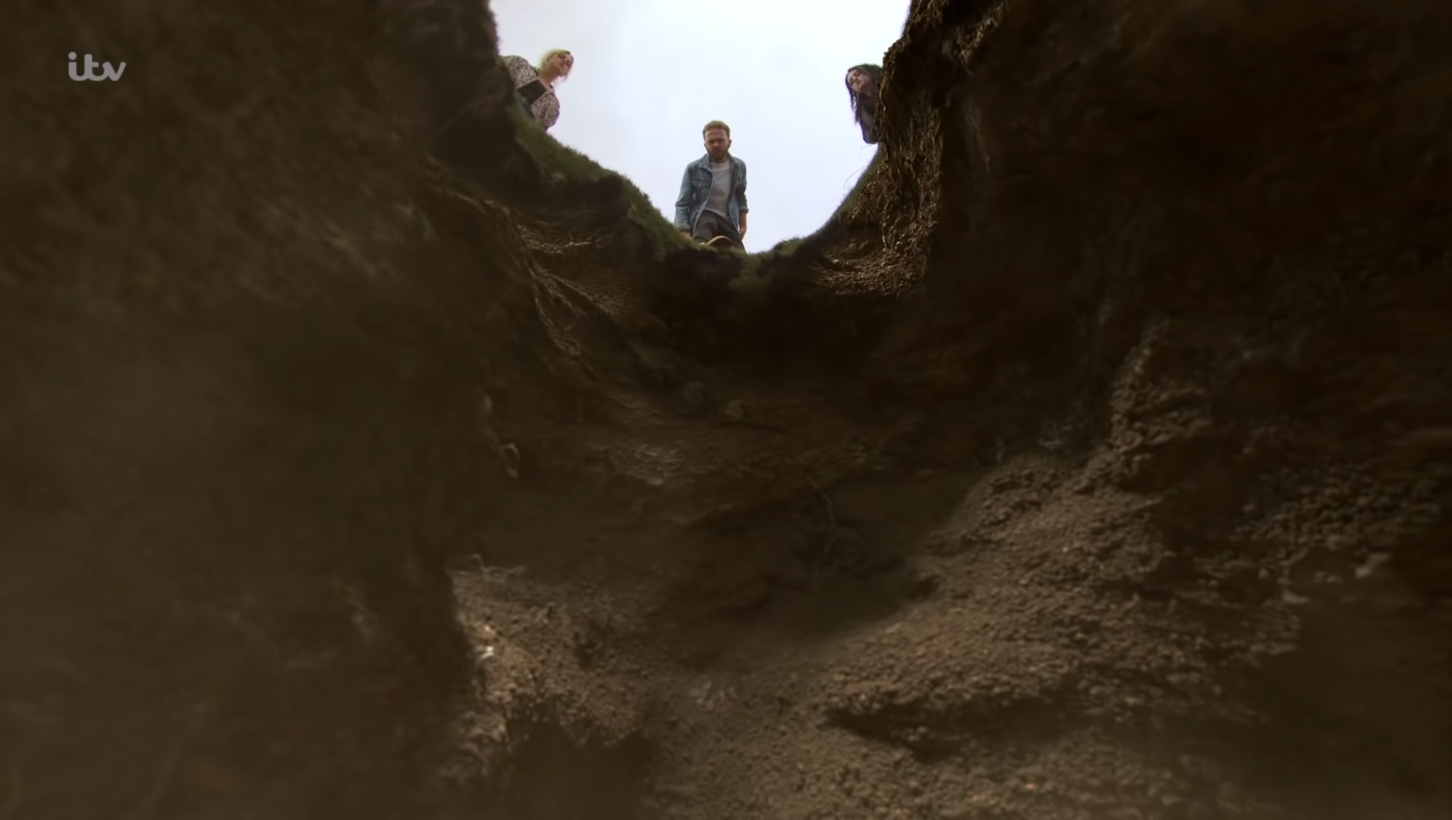 coronation street sinkhole death