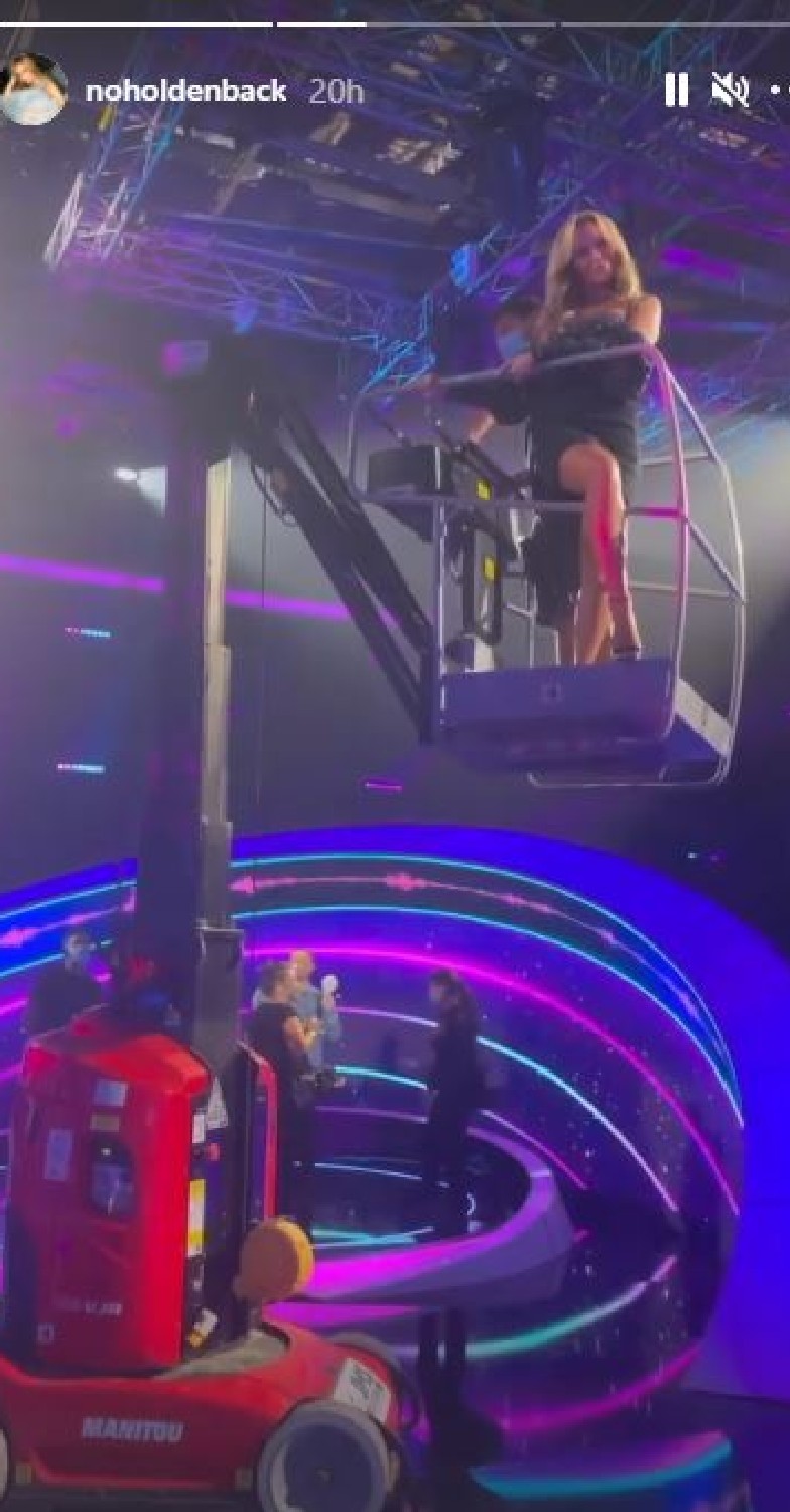 Amanda Holden stuns in black dress on instagram