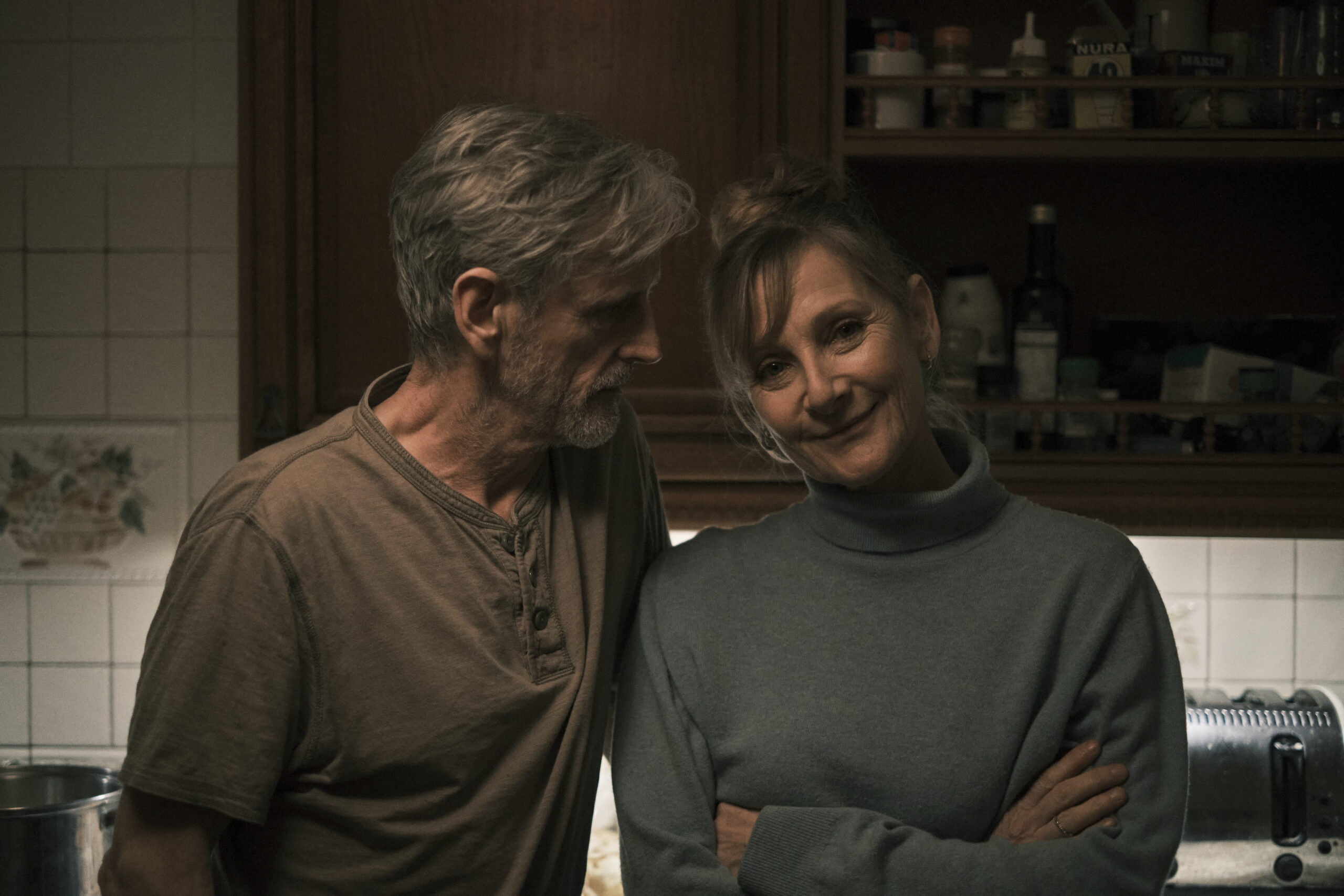 Bob and Gaynor in Help