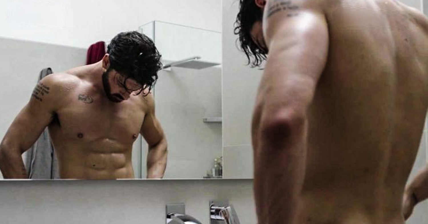 michele morrone wife 