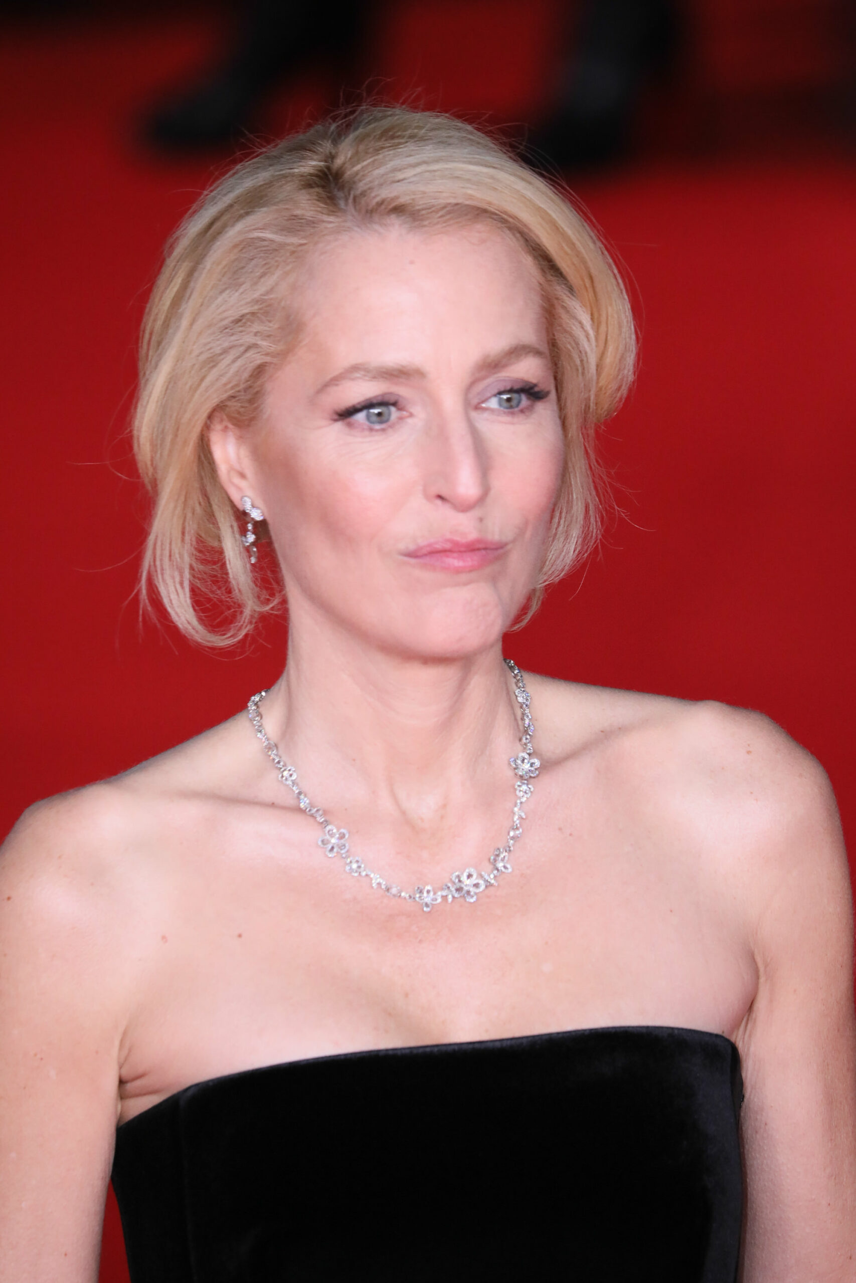 Gillian Anderson