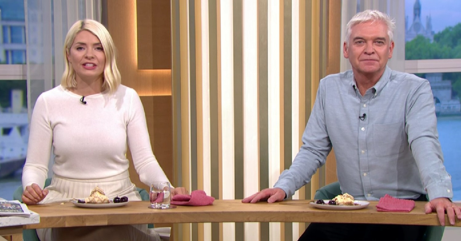 Holly Willoughby outfit This Morning