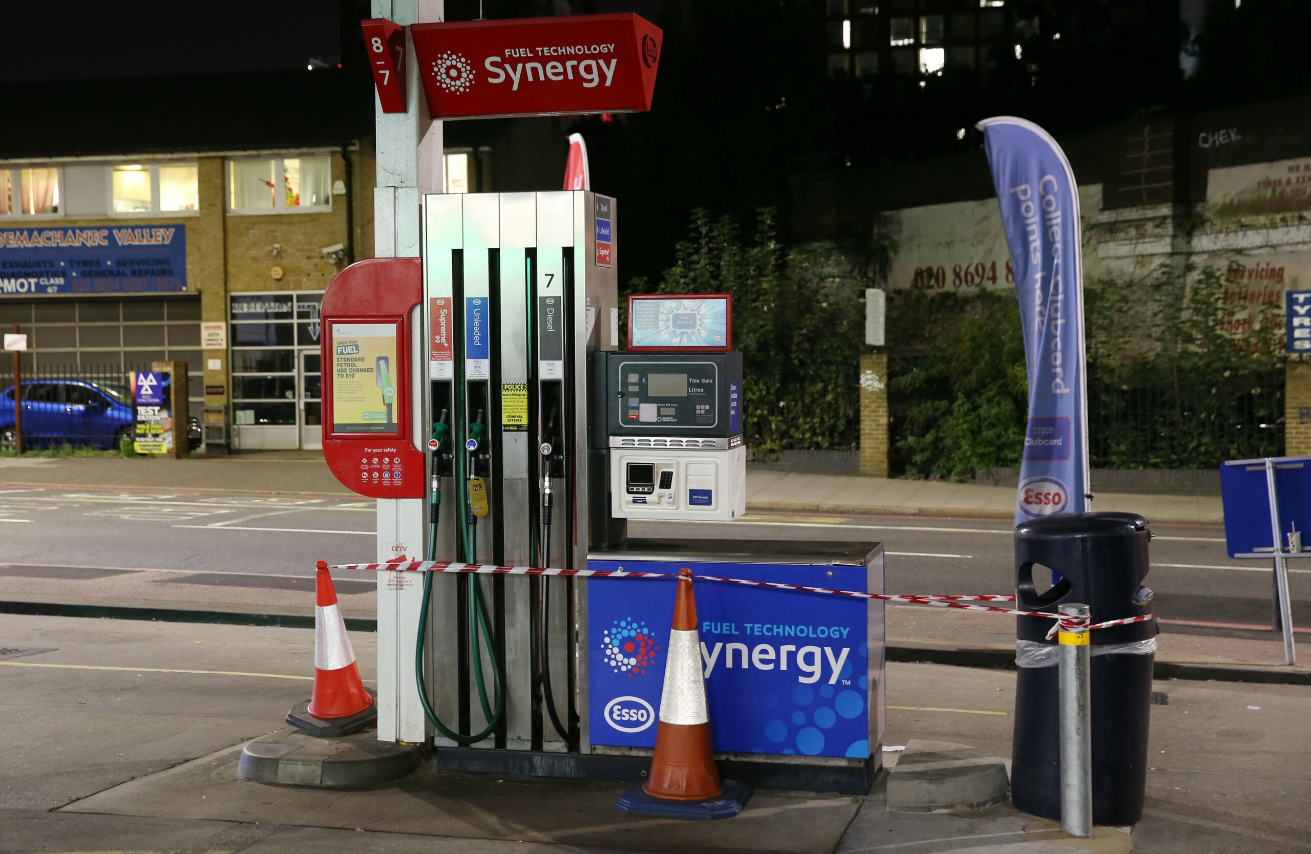 Fuel crisis 2021 leaves people losing their heads